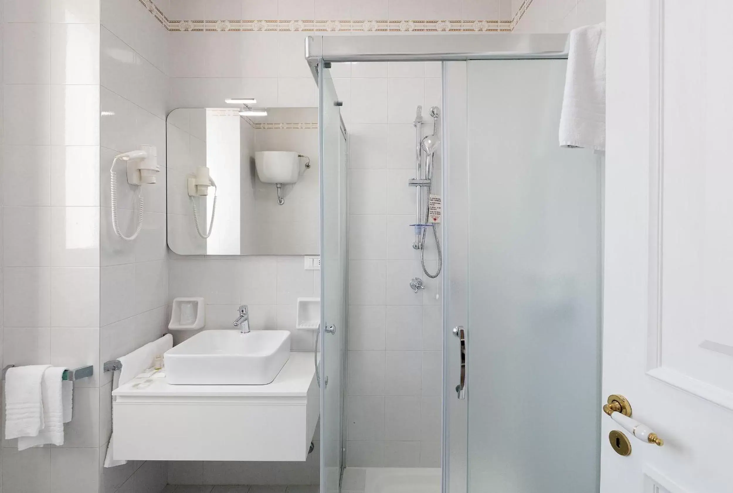 Shower, Bathroom in Hotel Delle Palme