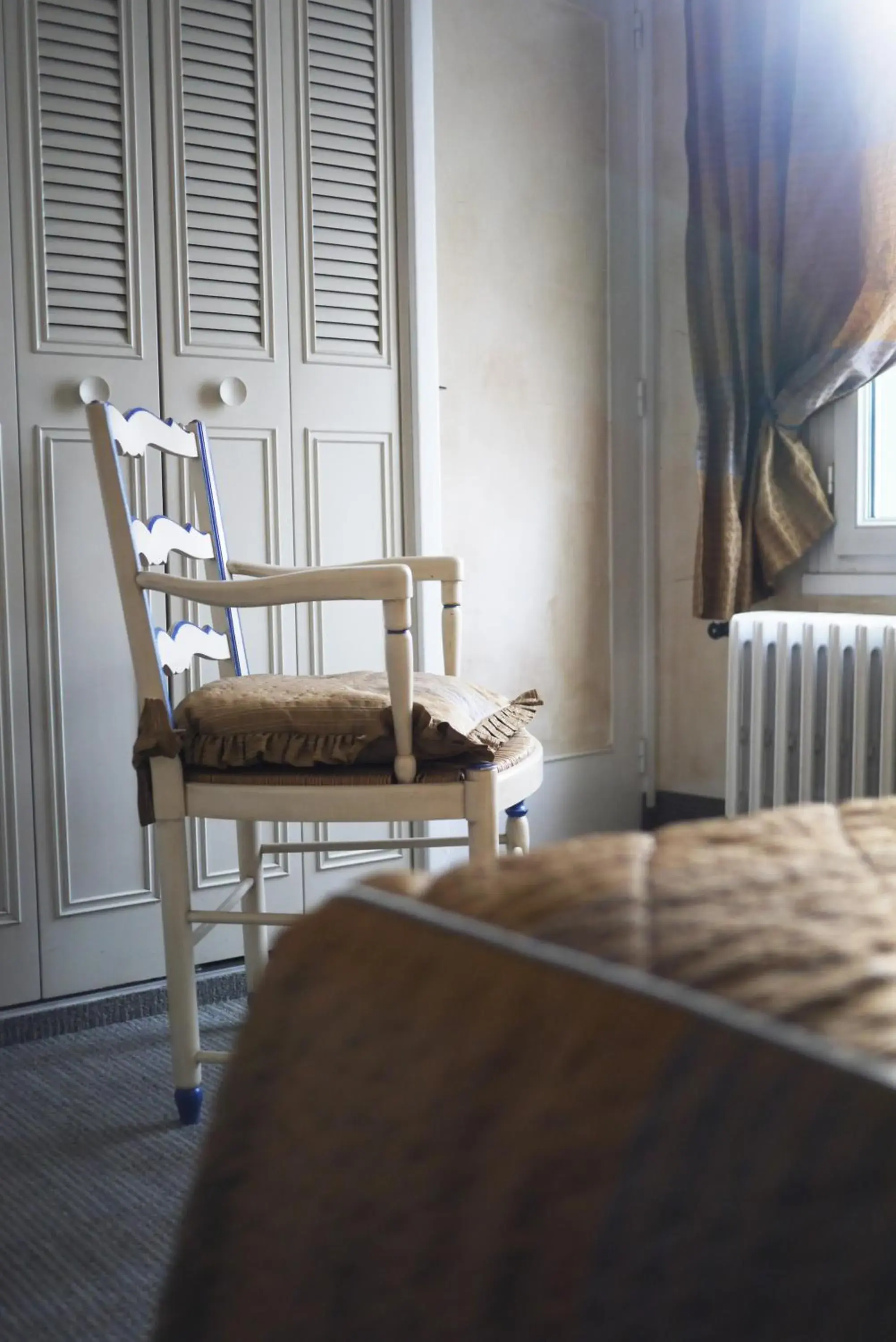 Decorative detail, Bed in Hôtel Le Glacier