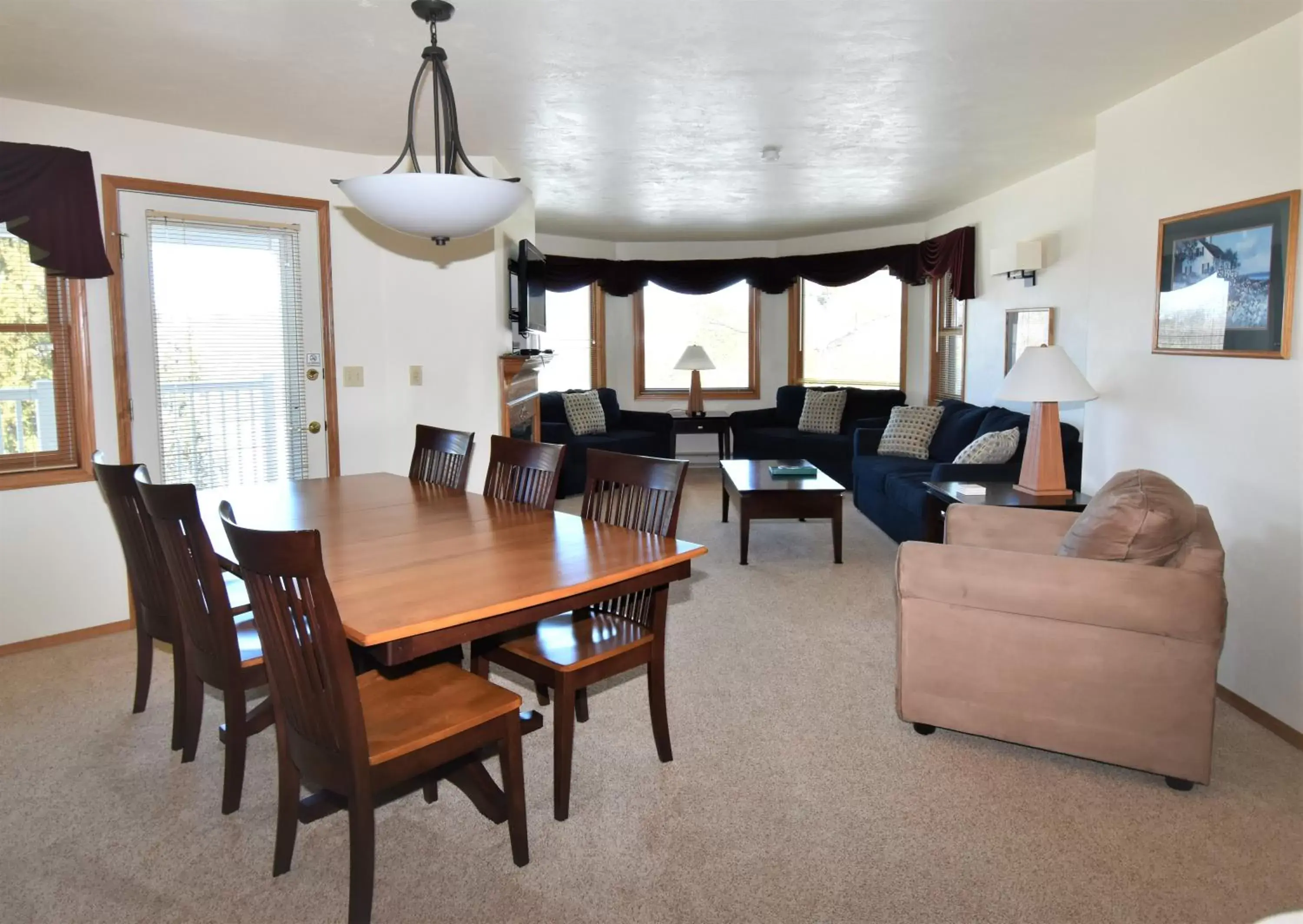 Living room, Seating Area in Pheasant Park Resort