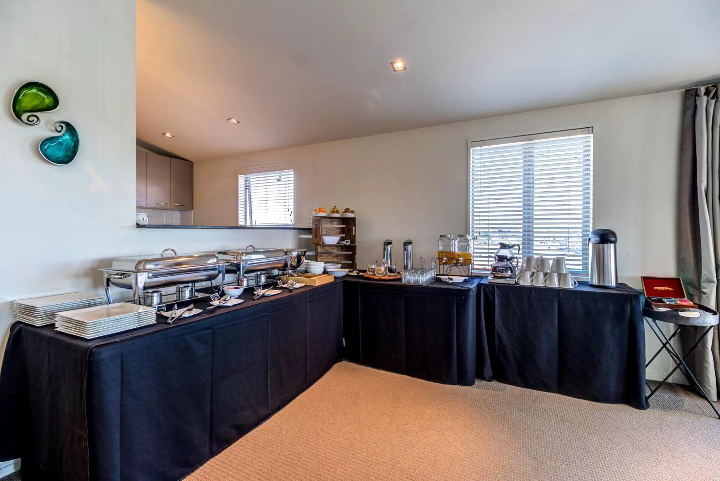 Breakfast in Parkview On Hagley