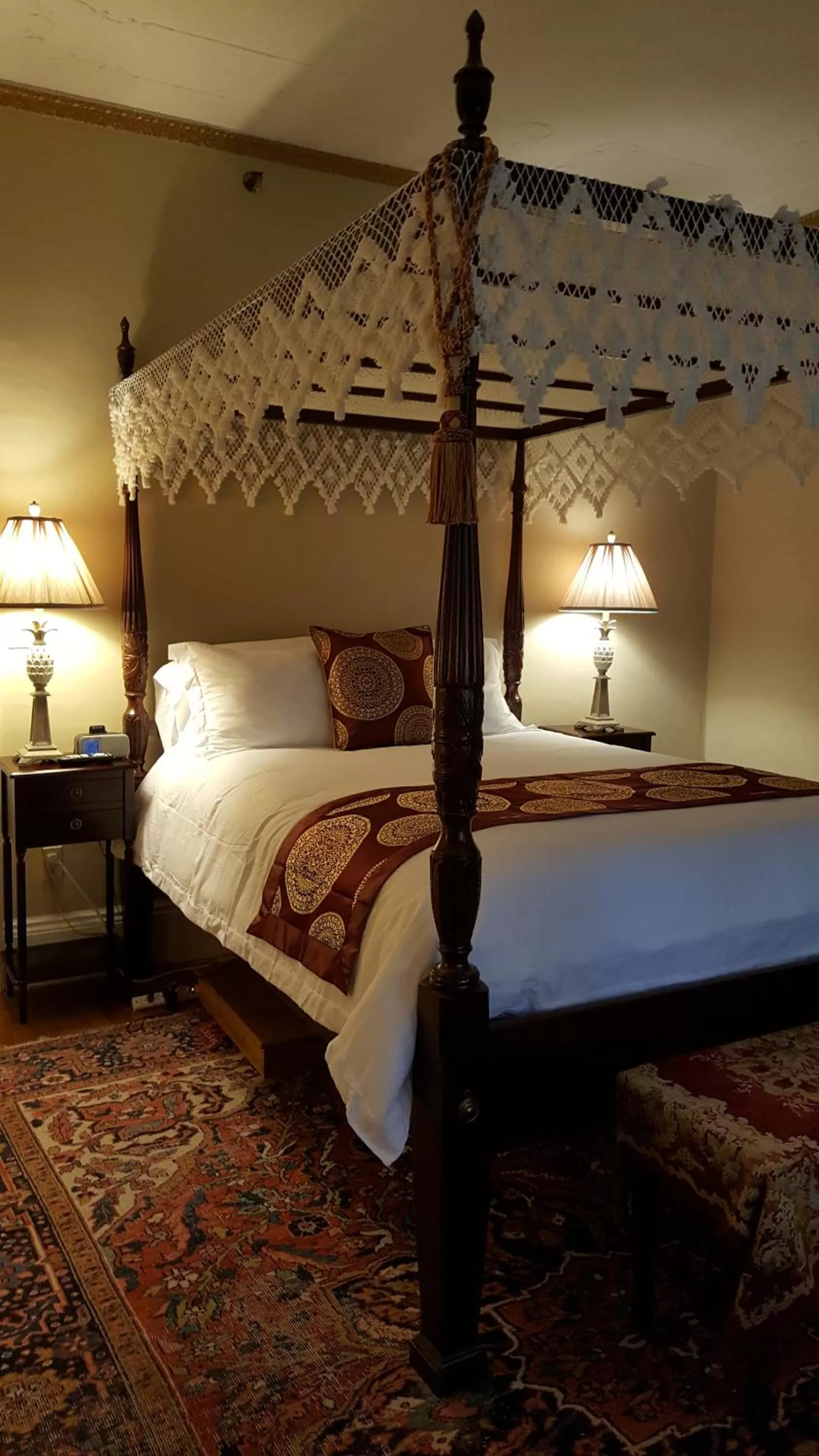Bed in Blackberry Inn