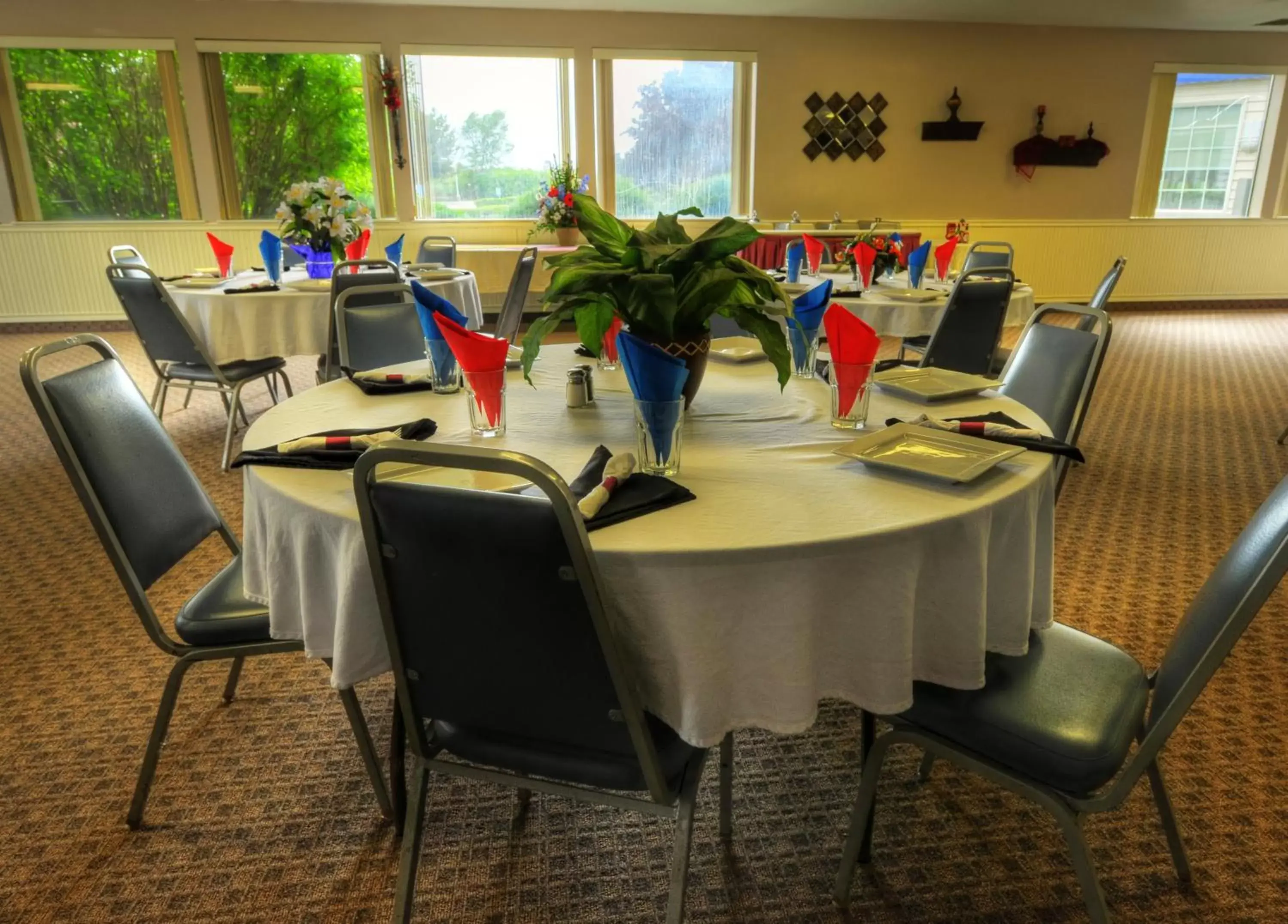 Banquet/Function facilities, Restaurant/Places to Eat in Shilo Inn Suites Hotel - Nampa Suites