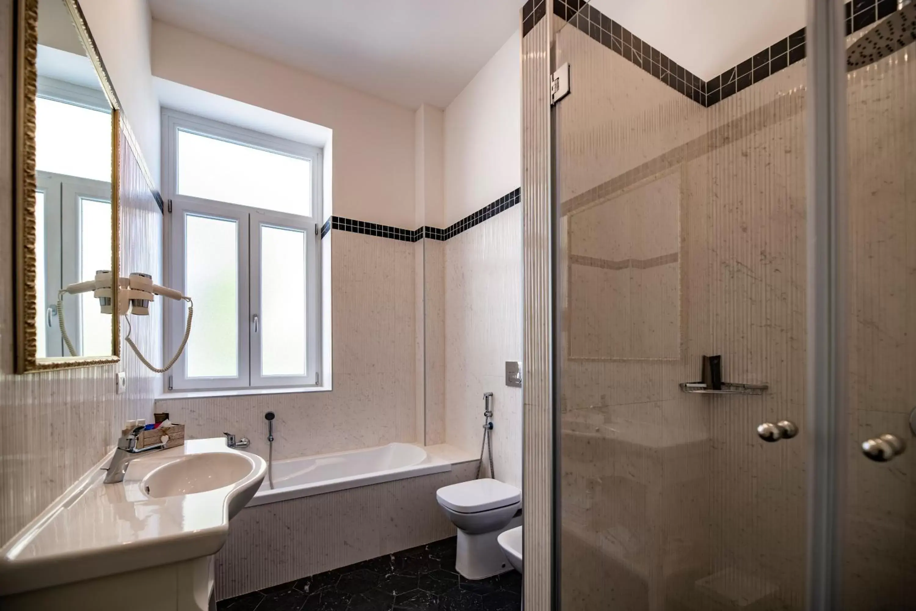 Bathroom in Villa Elisio Hotel & Spa