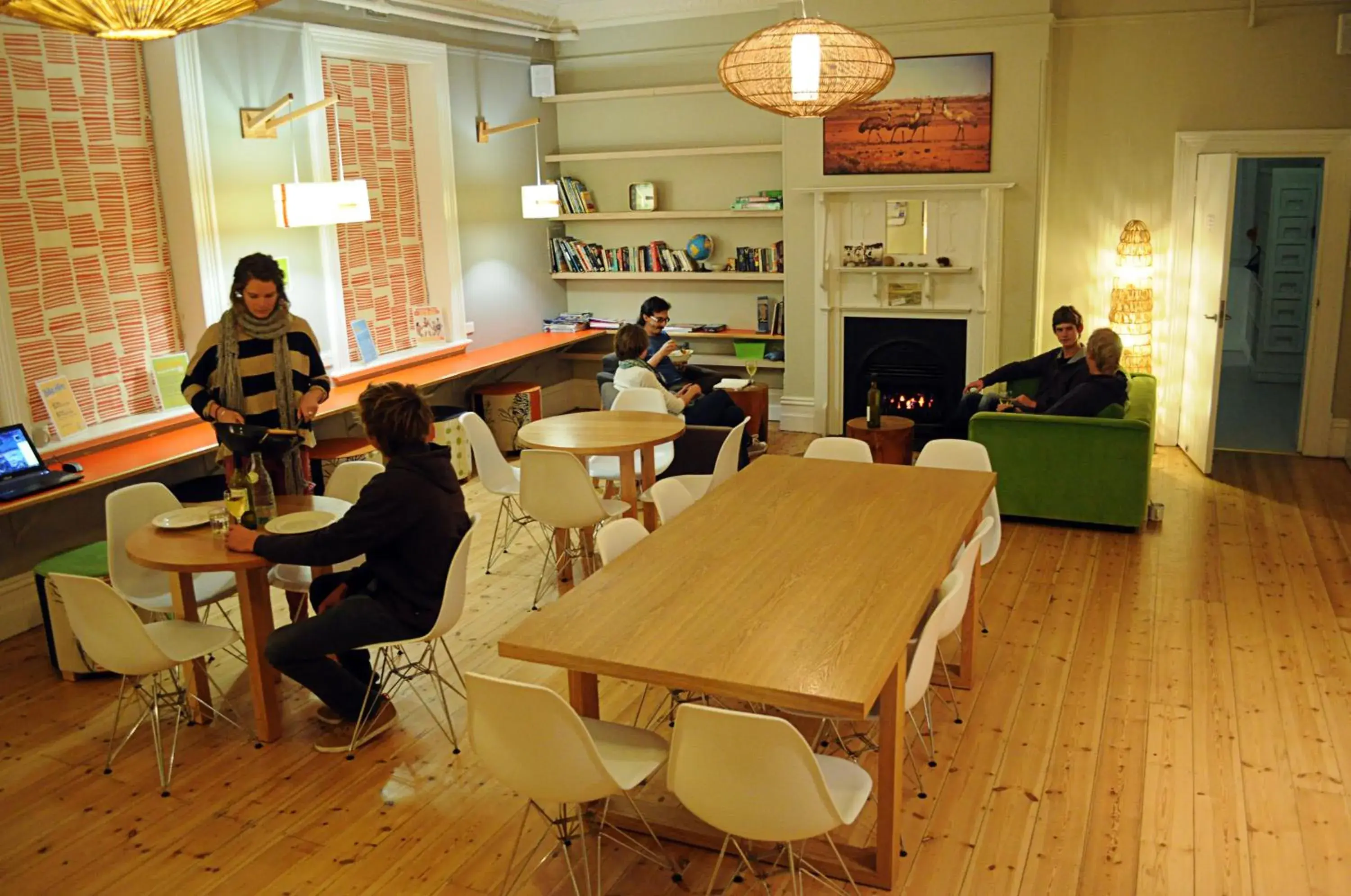 Dining area, Restaurant/Places to Eat in YHA Port Elliot Beach House