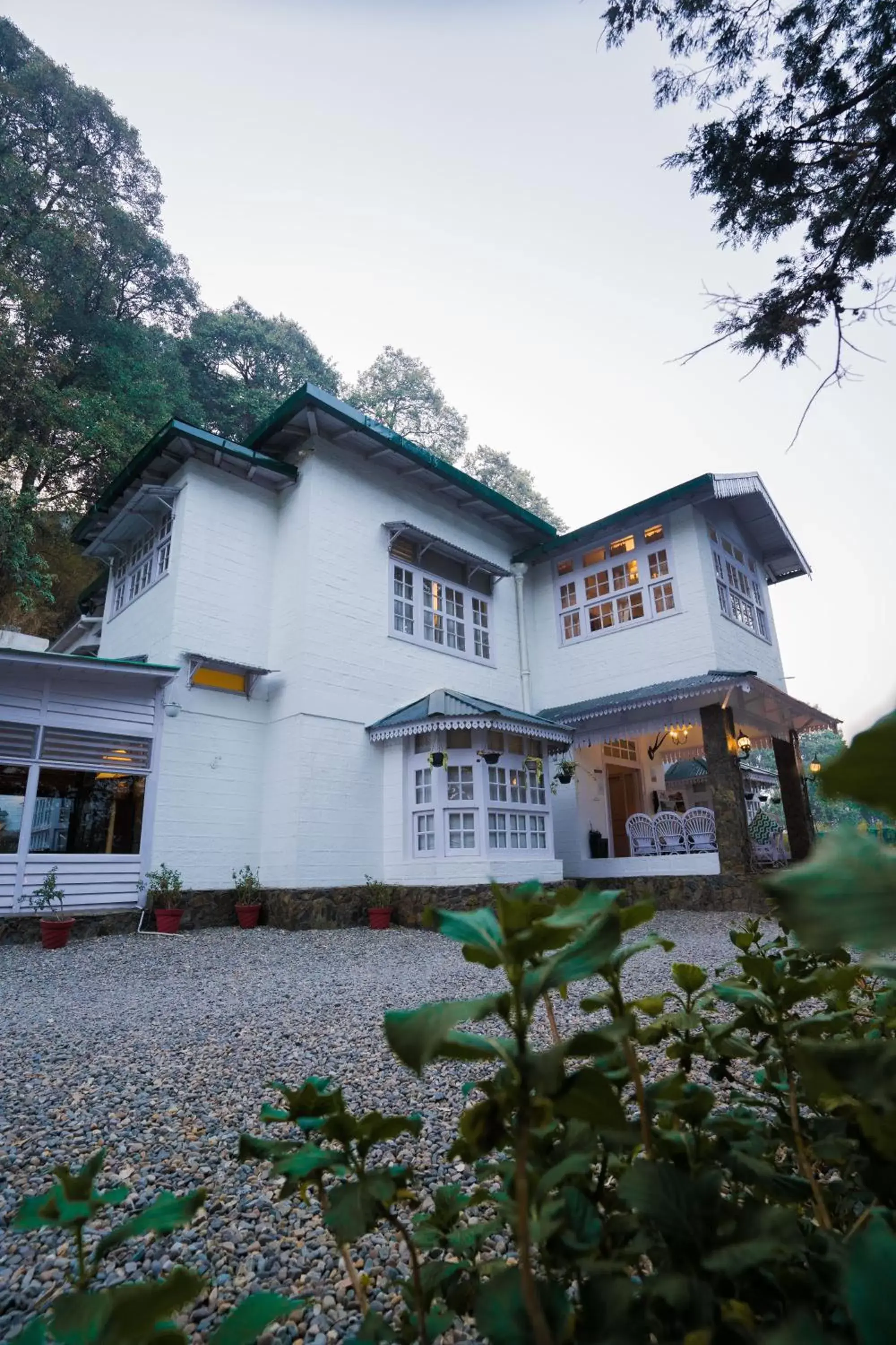 Property building in Bhikampur Lodge By Nine Hotels Property building in Bhikampur Lodge By Nine Hotels