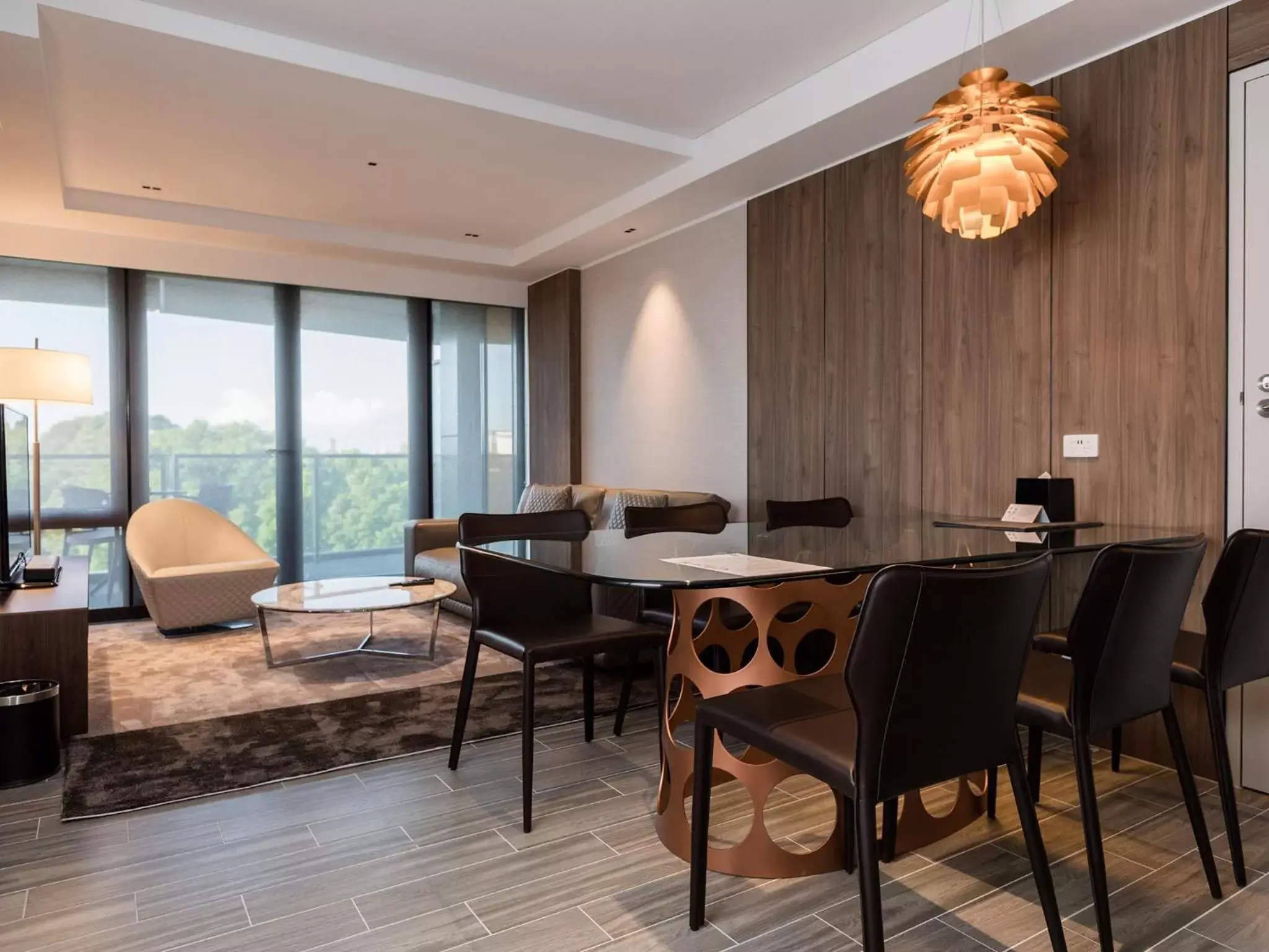 Dining area in The Branksome Hotel & Residences