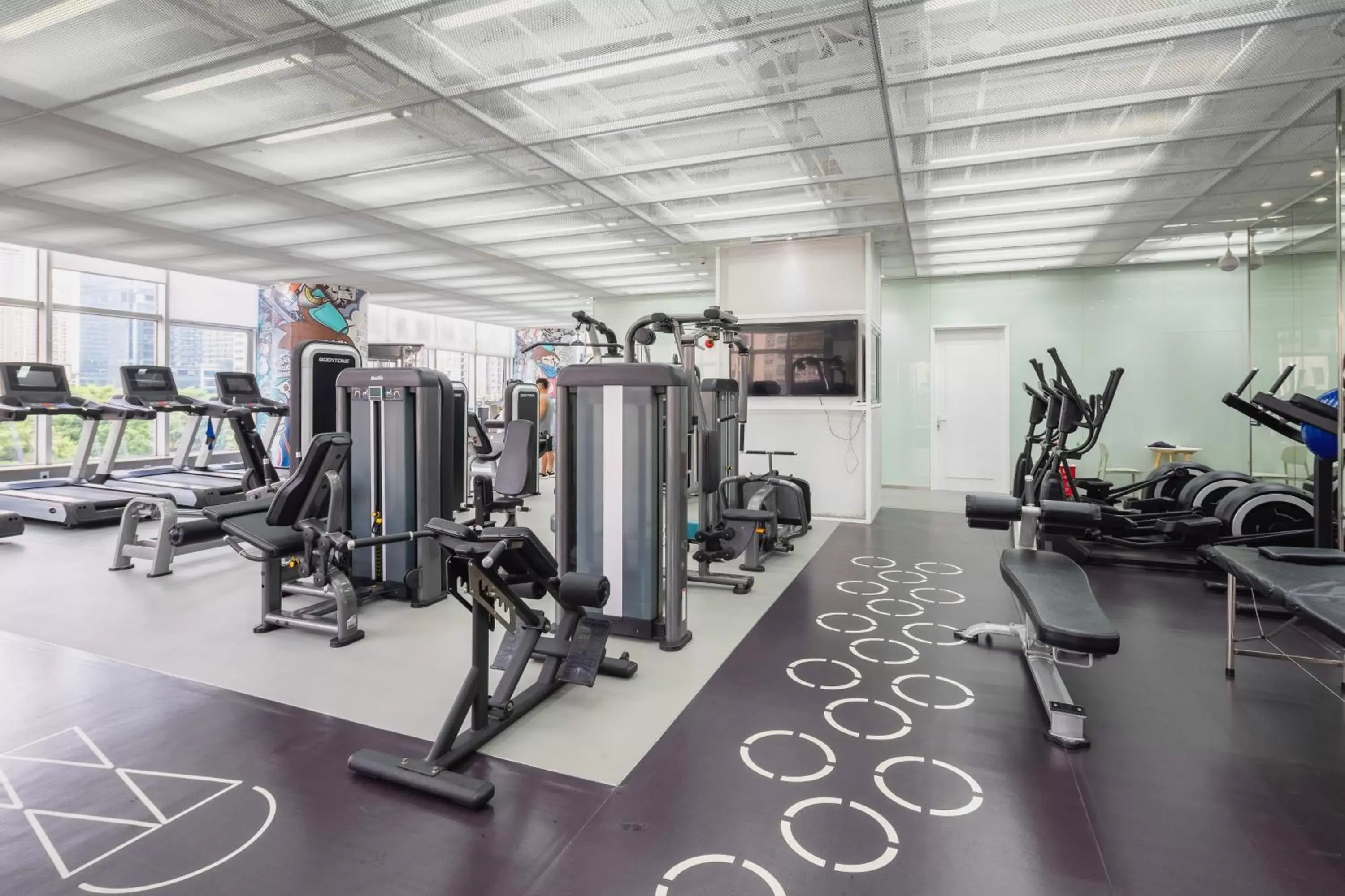 Fitness centre/facilities, Fitness Center/Facilities in Grand Skylight Garden Hotel Shenzhen Tianmian City Building