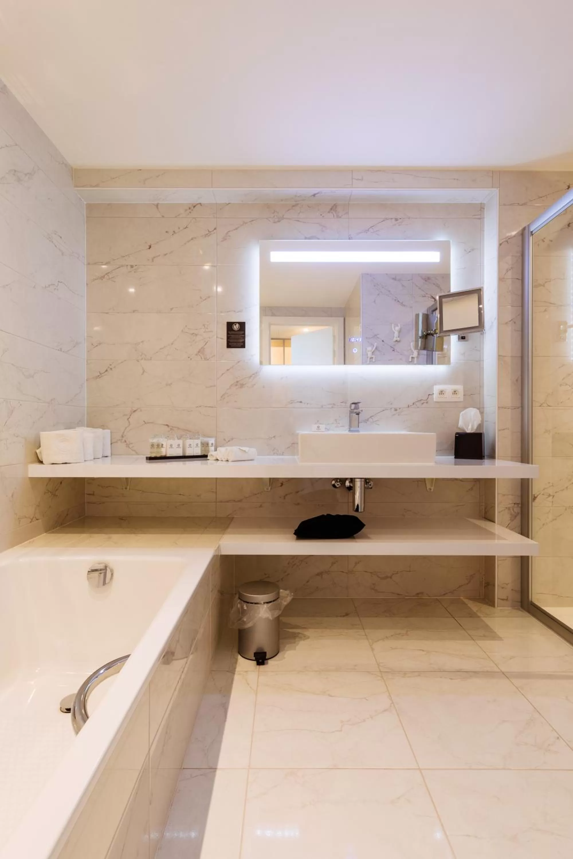 Shower in C-Hotels Andromeda