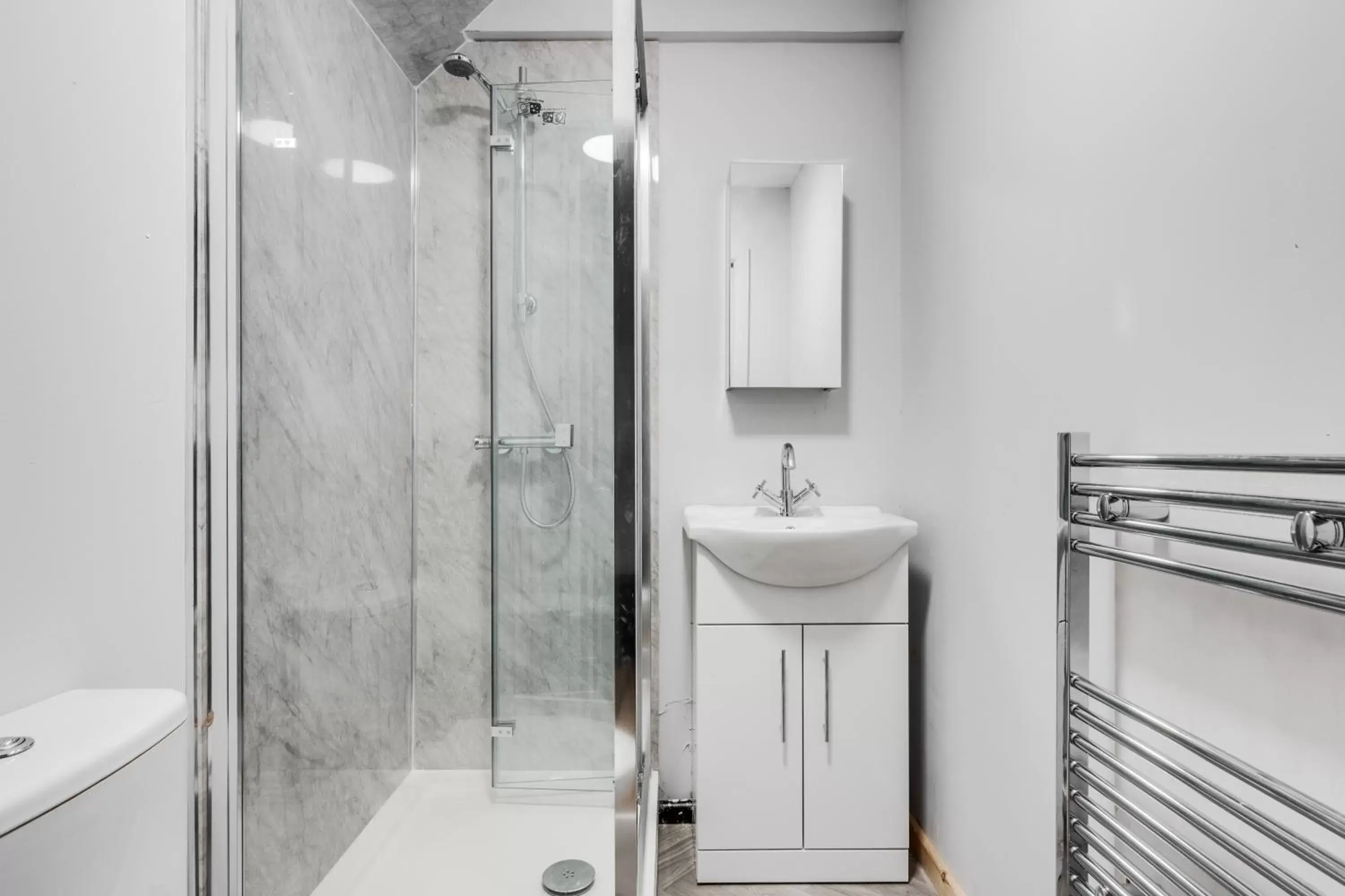 Bathroom in Stanley St Suites By GuestFirst