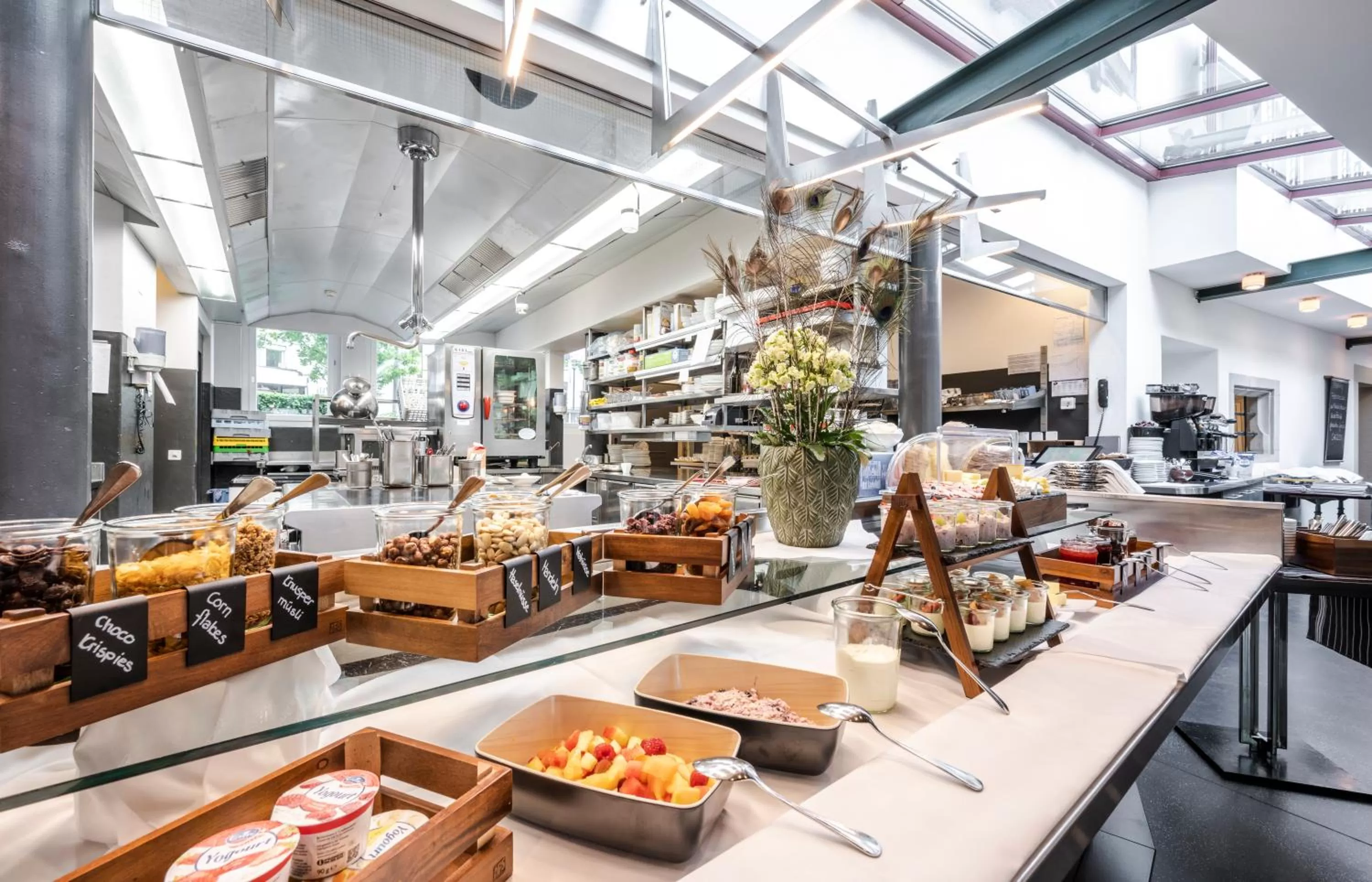 Breakfast in Hotel Hofgarten Luzern
