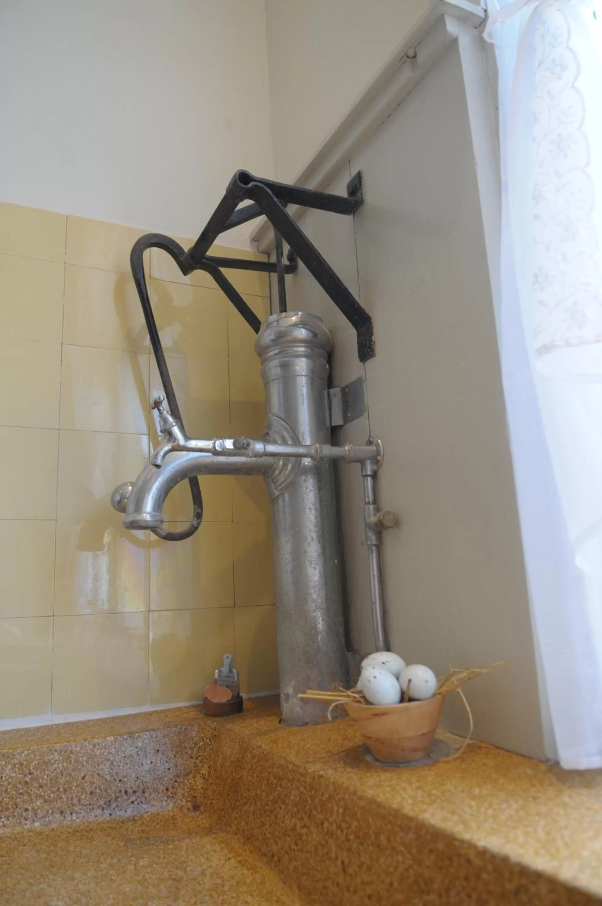 Property building, Bathroom in De Parel van Pekel