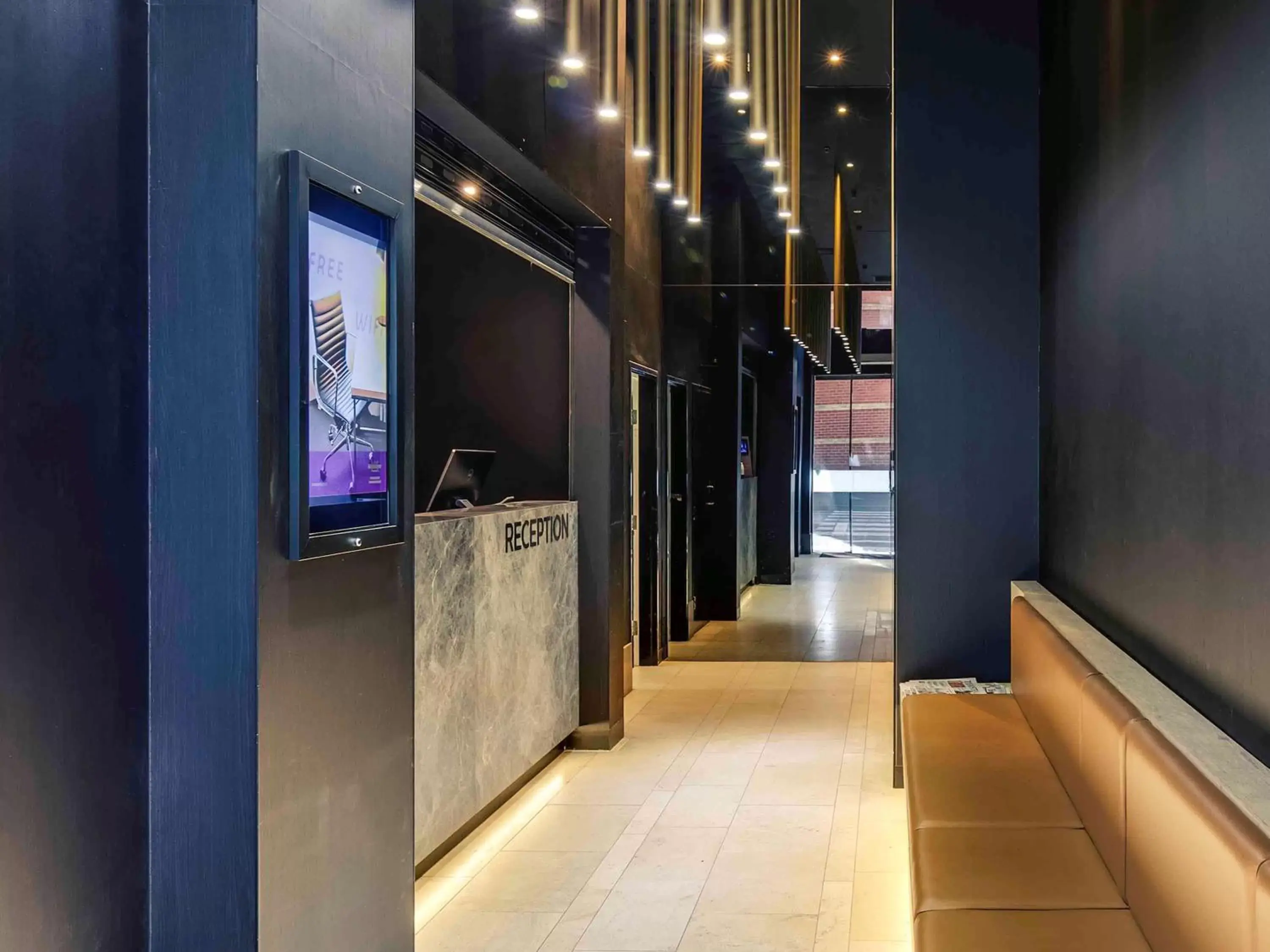 Property building, Lobby/Reception in Mercure Melbourne Therry Street