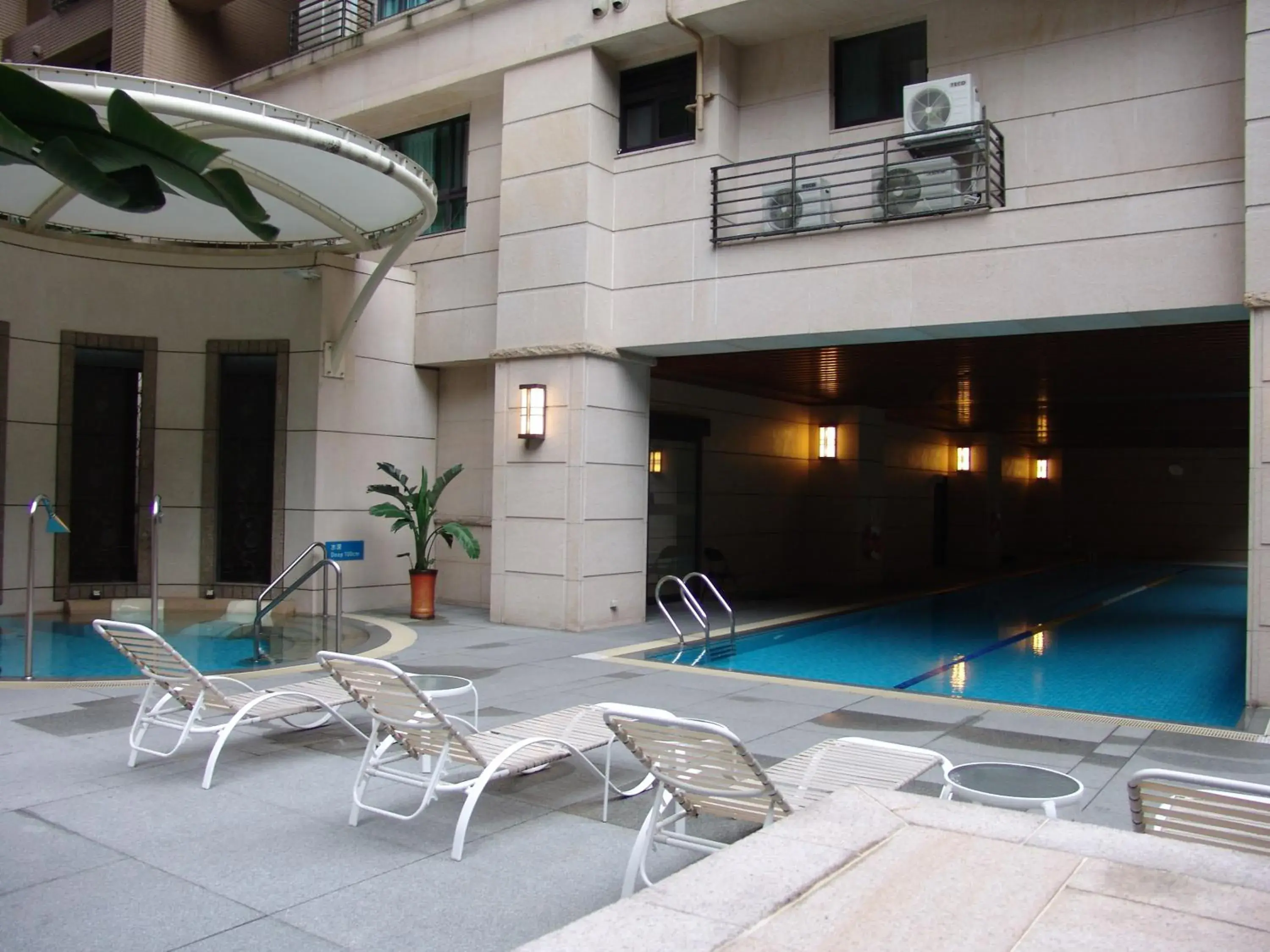 Property building, Swimming Pool in Fullon Hotel Taipei, East