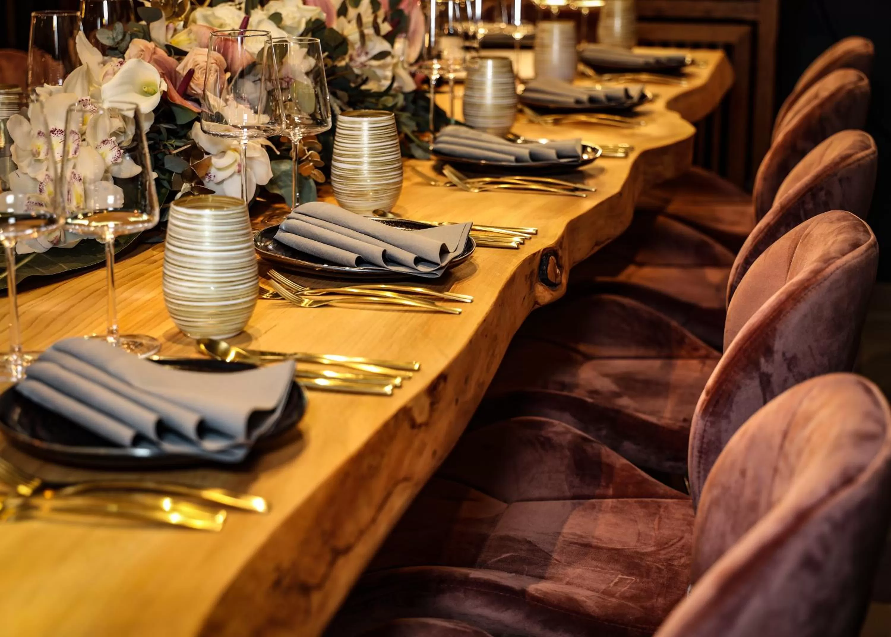 Restaurant/places to eat in Meinsbur Boutique Hotel