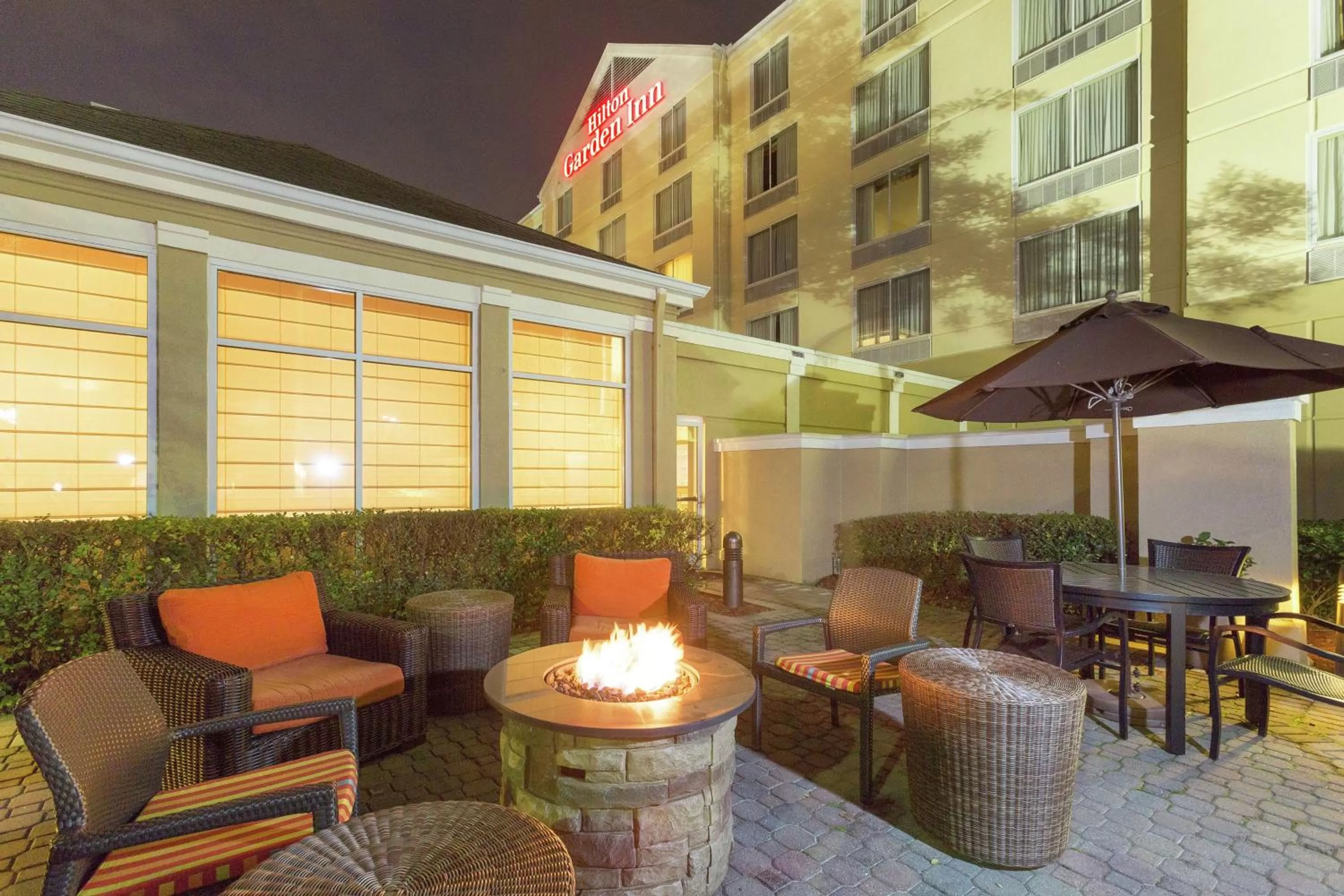 Patio in Hilton Garden Inn Jacksonville Airport