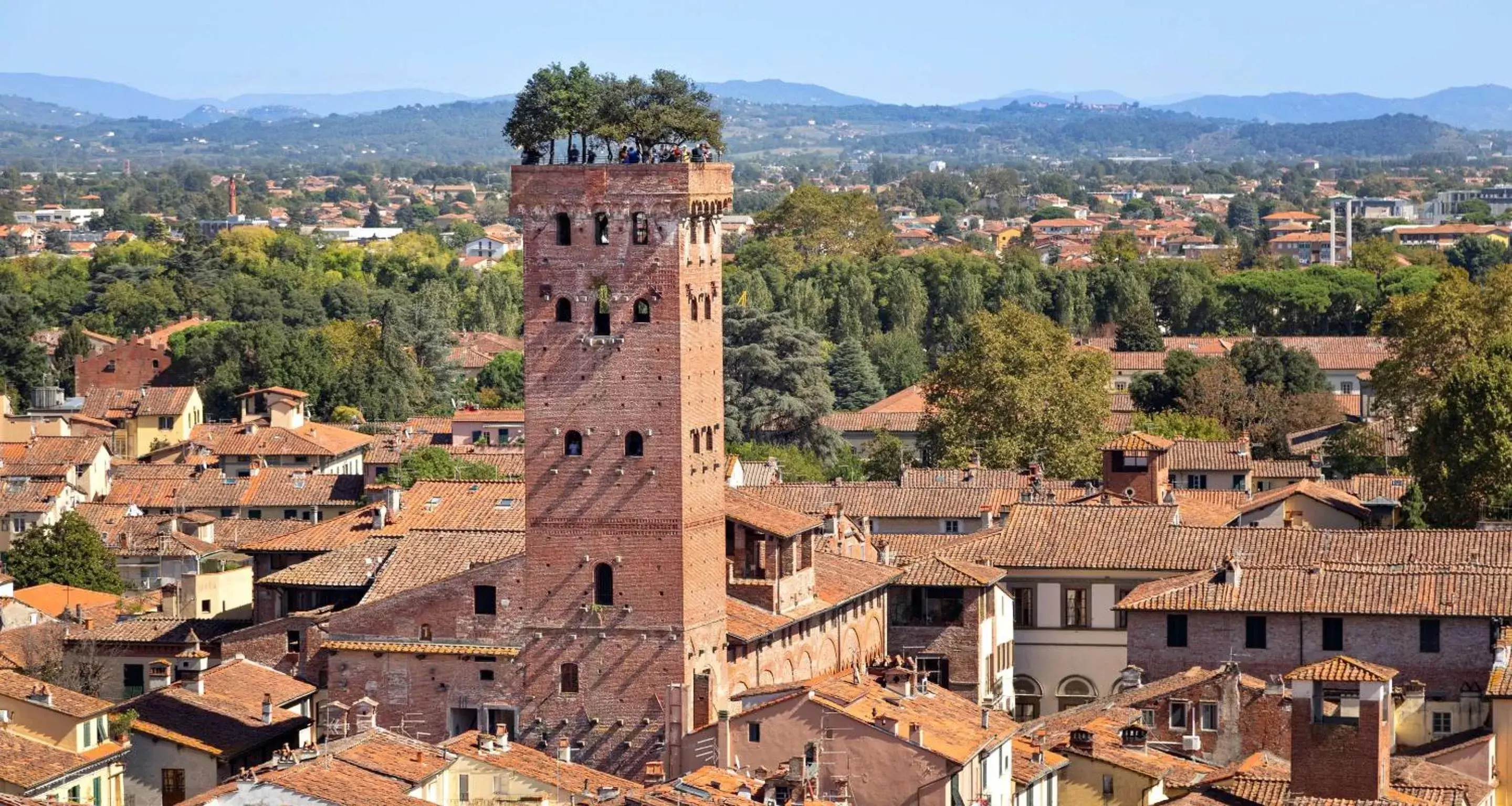 Nearby landmark in Best Western Grand Hotel Guinigi