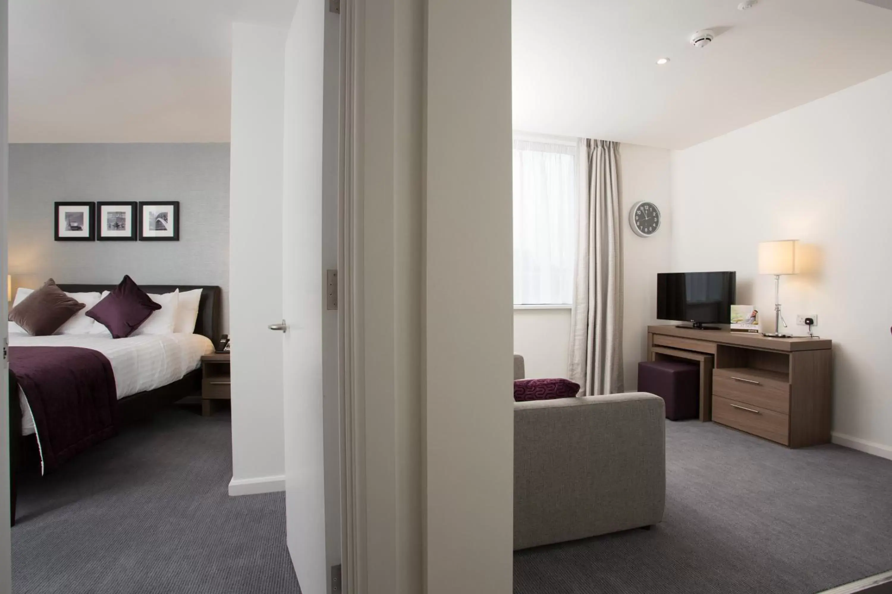Photo of the whole room, Bed in Staybridge Suites Birmingham, an IHG Hotel