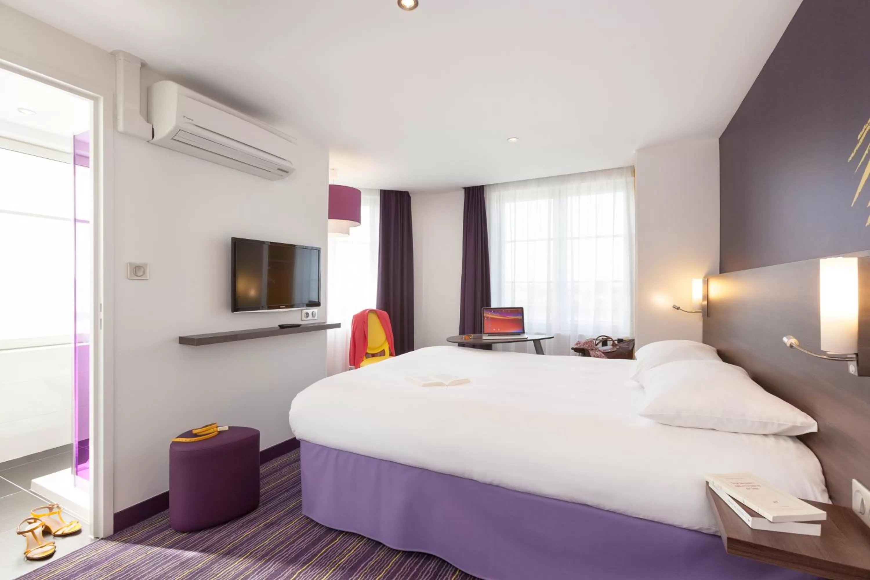 Bed in ibis Styles Saumur Gare Centre