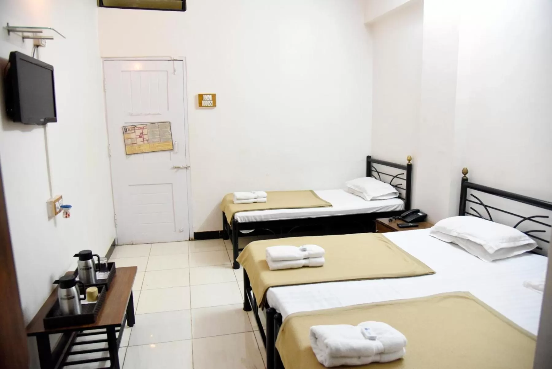 Photo of the whole room in Hotel Sai Yatri