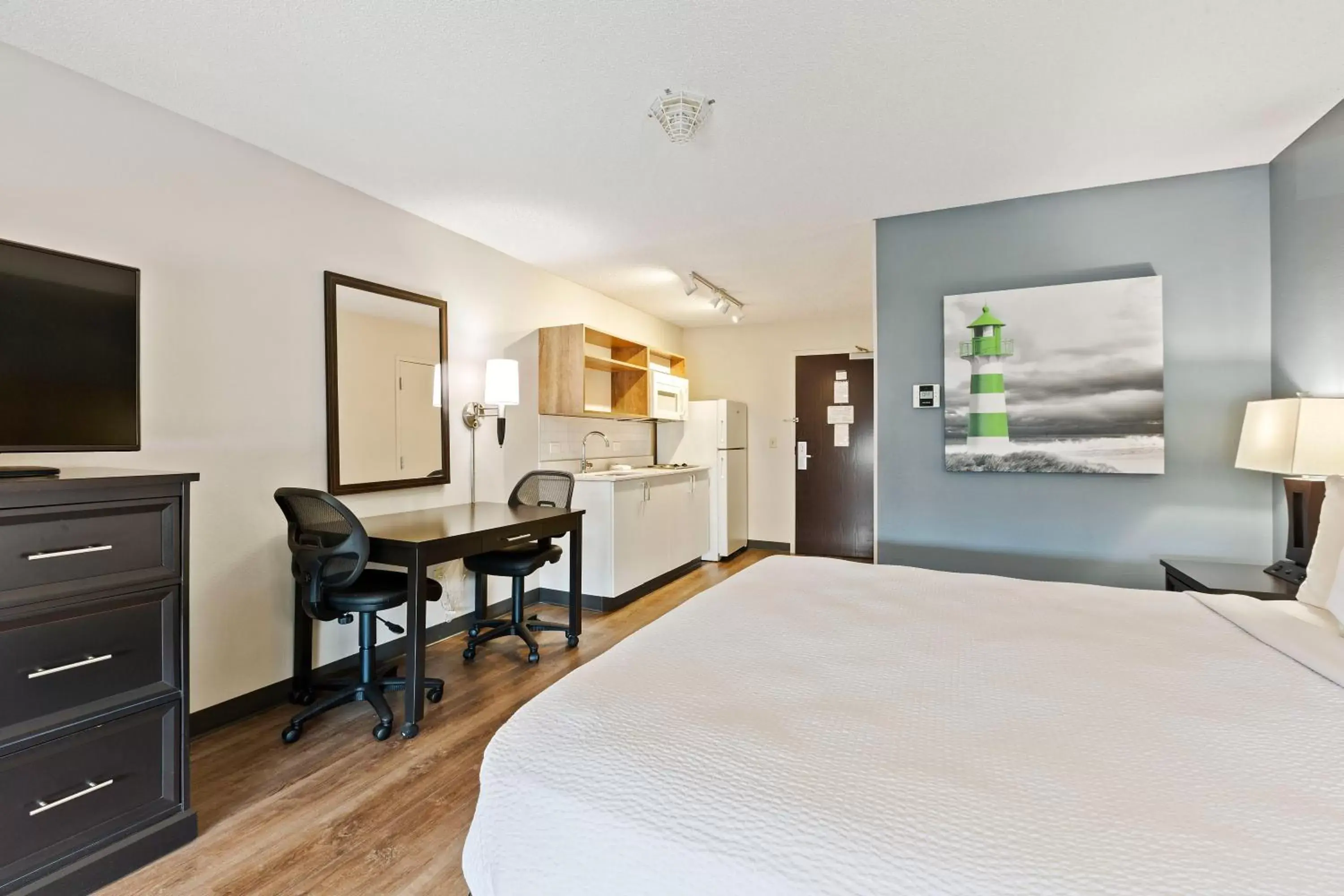 Bed in Extended Stay America Premier Suites - San Francisco - Belmont