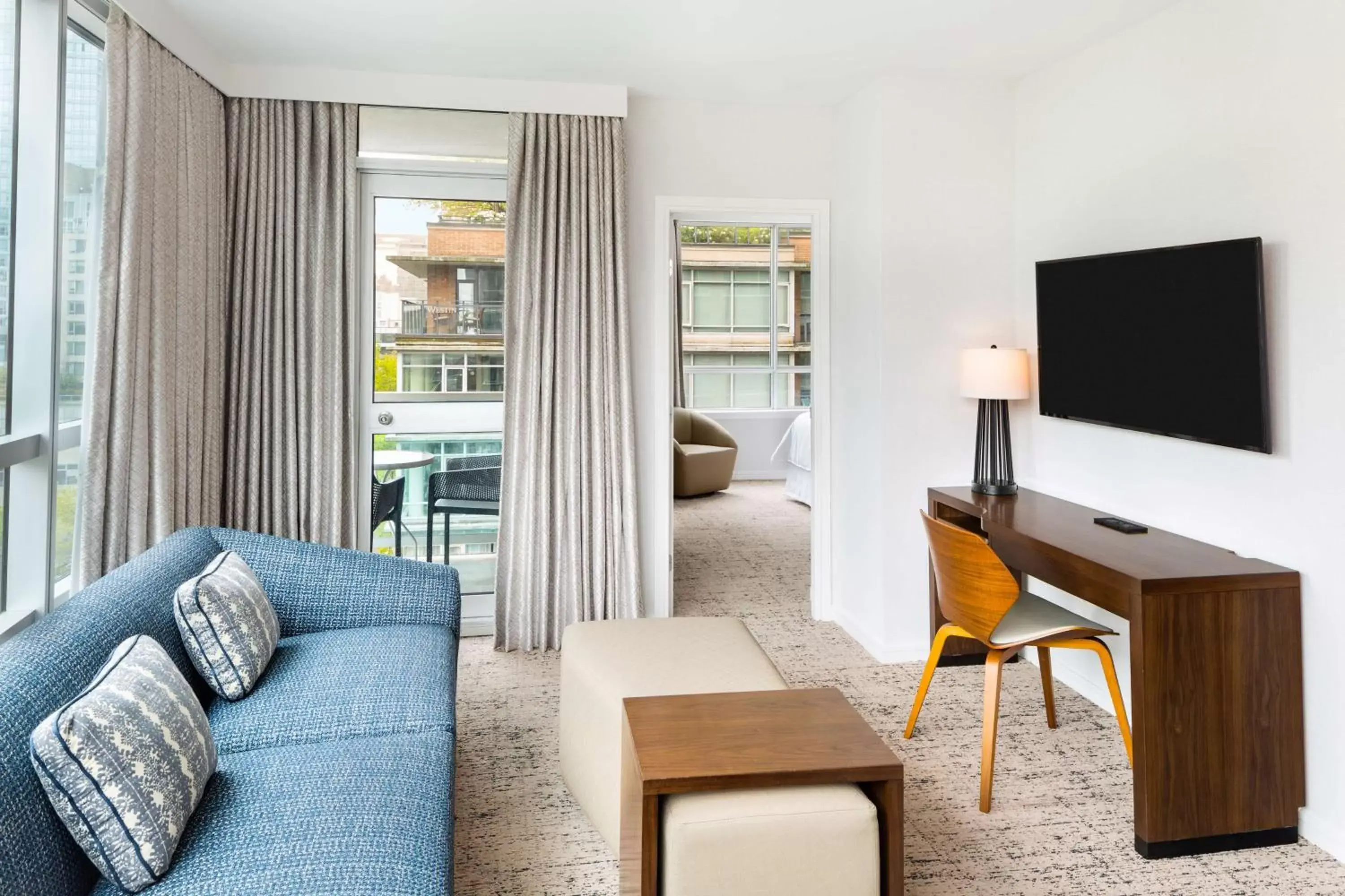 Bedroom, Seating Area in Hilton Vancouver Downtown, BC, Canada