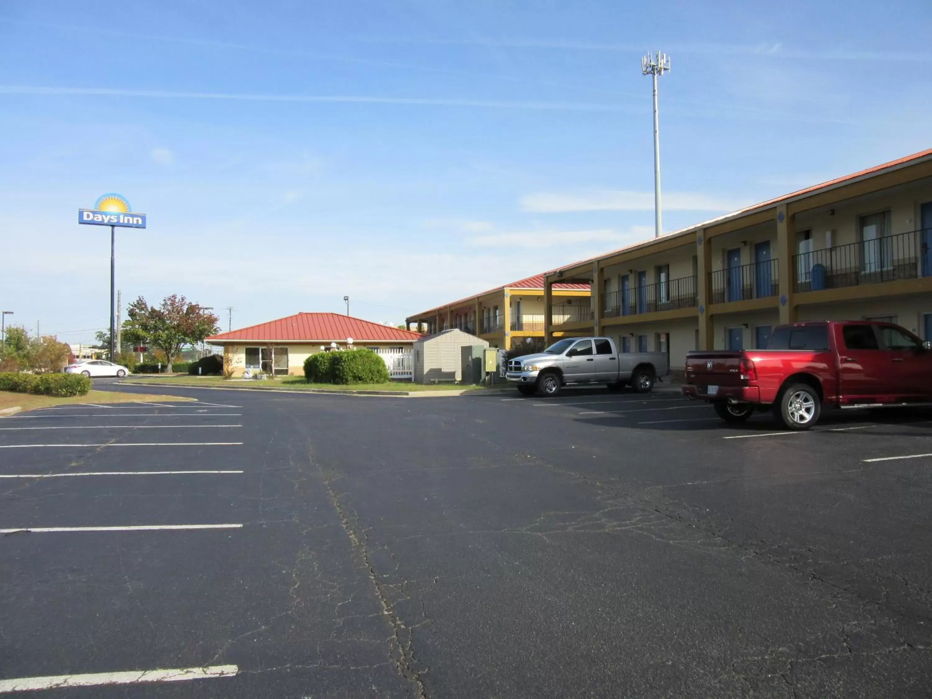 Property Building in Days Inn by Wyndham Augusta Wheeler Road