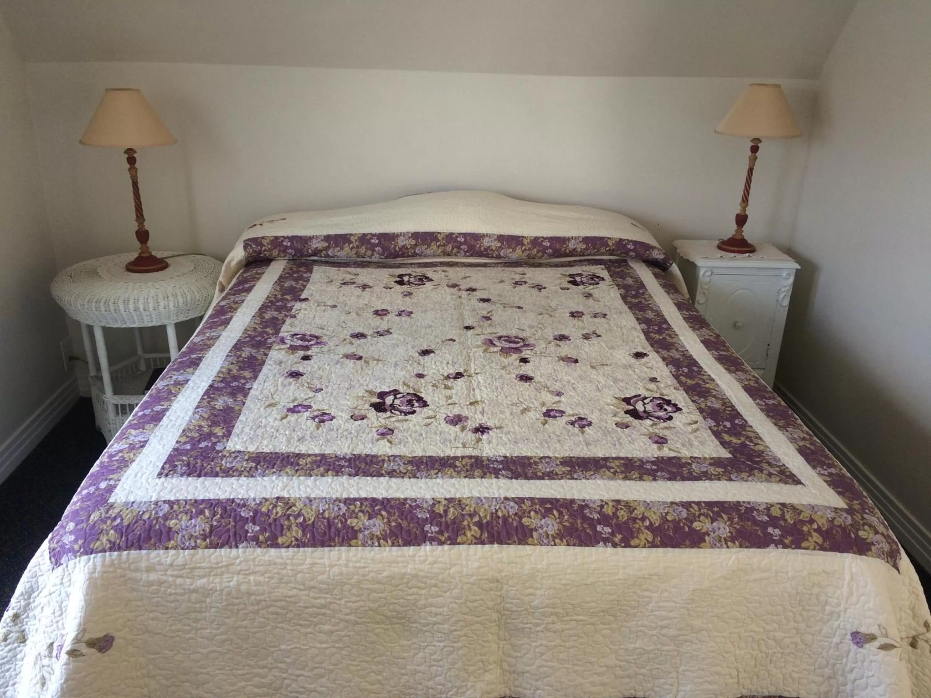 Bedroom in Angie's Guest Cottage