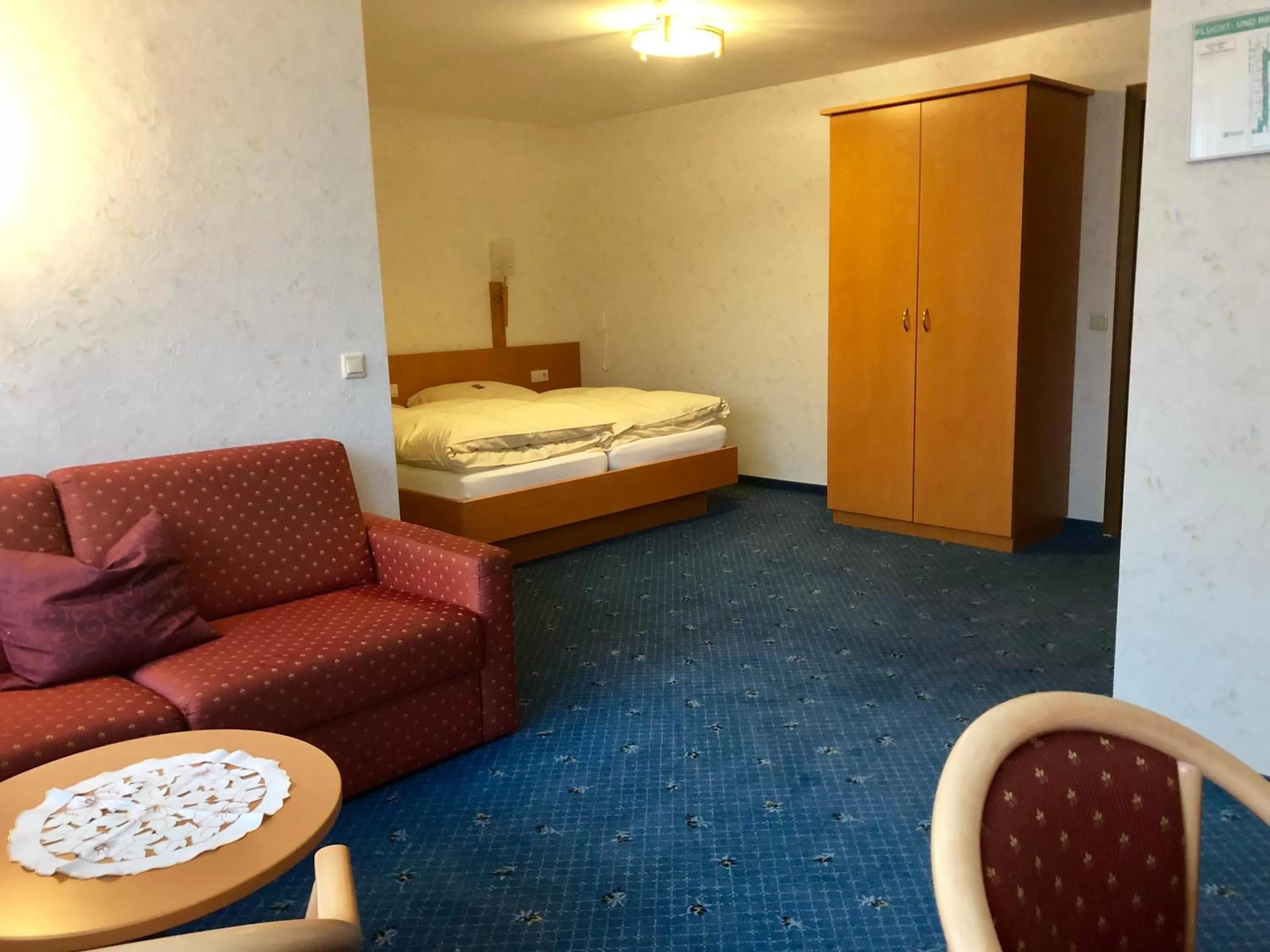 Photo of the whole room, Bed in Gasthof Waldesruh