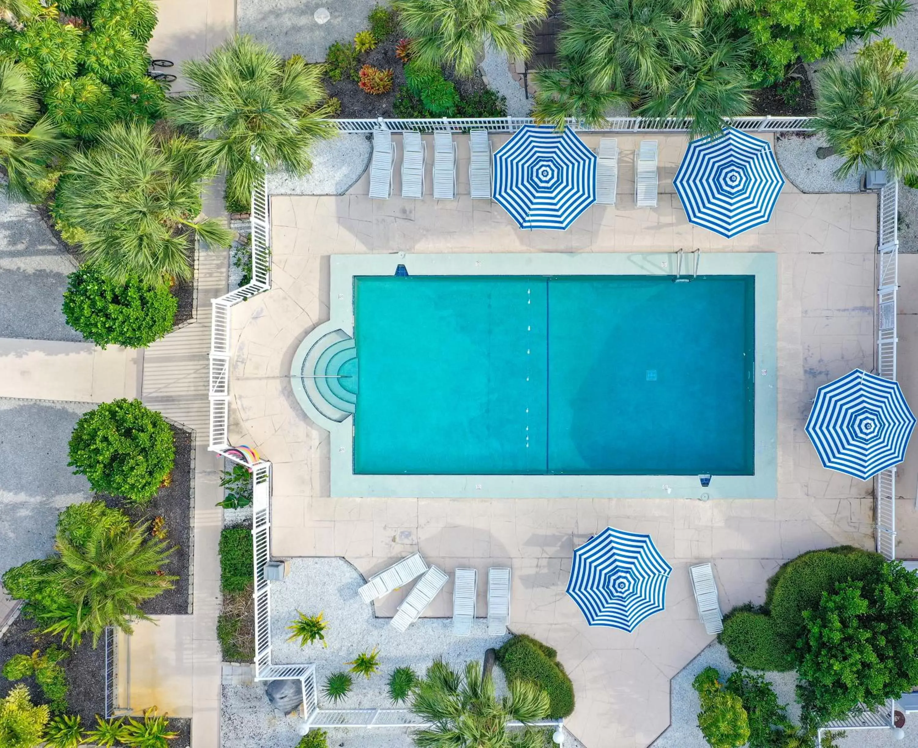 Pool View in Island Sun Inn & Suites - Venice, Florida Historic Downtown & Beach Getaway