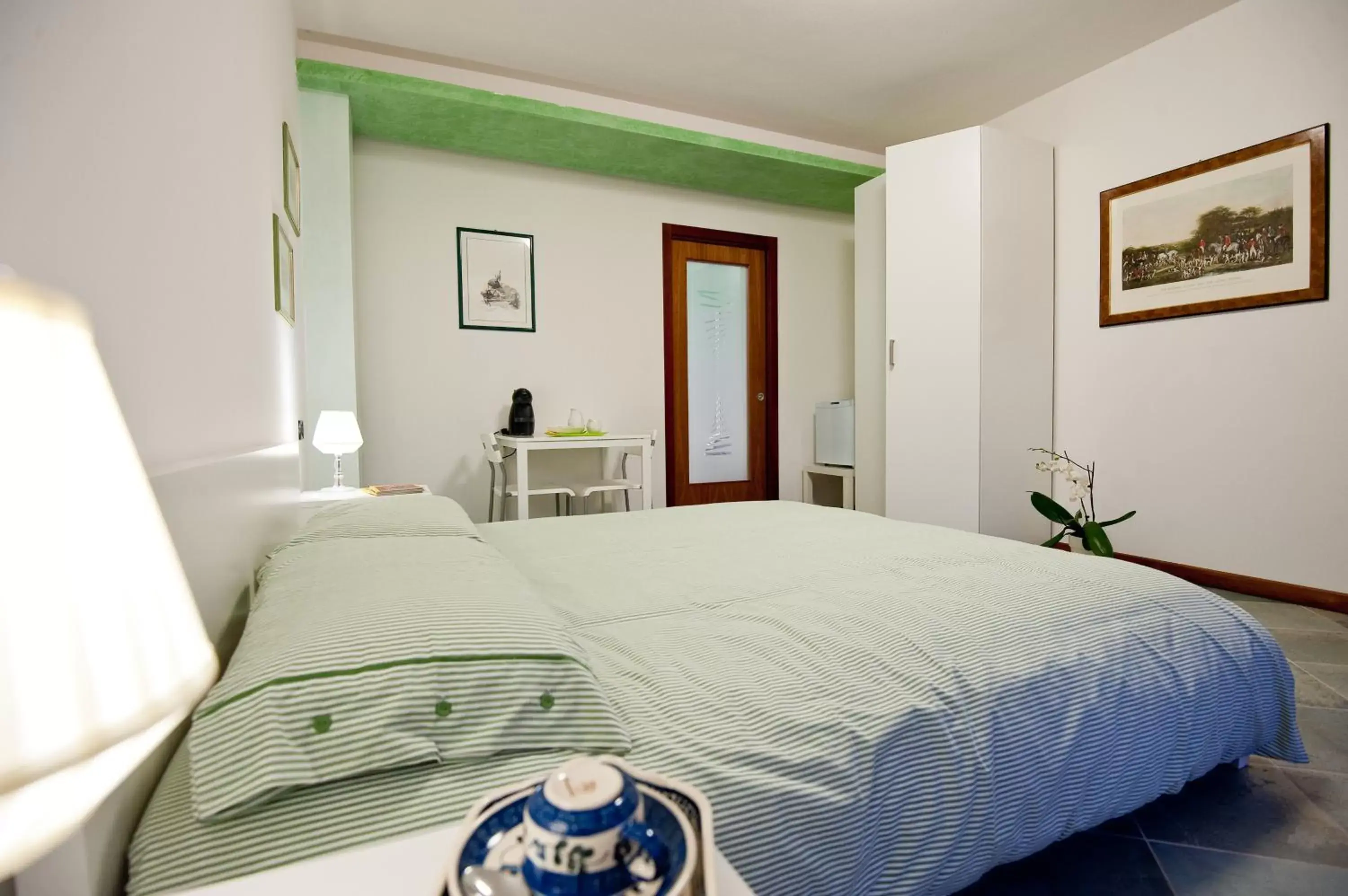 Photo of the whole room, Bed in La Casa di Linda