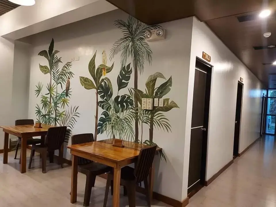 Dining area, Restaurant/Places to Eat in Acacia Garden Inn