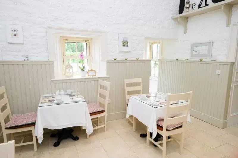 Seating area, Restaurant/Places to Eat in Abhainn Ri Farmhouse