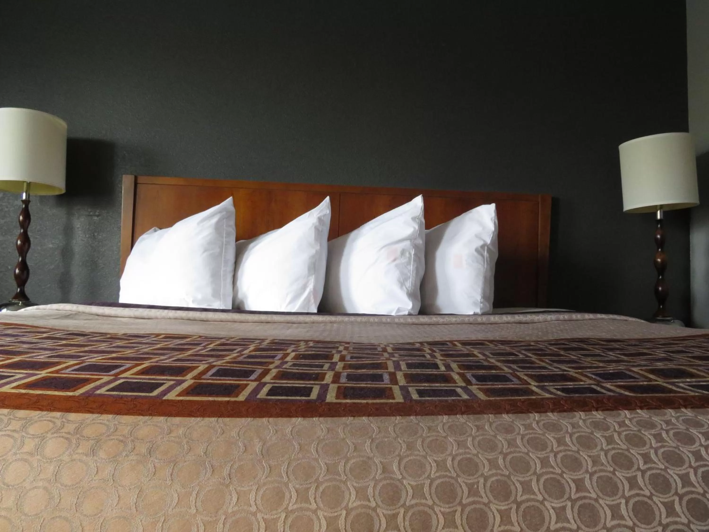 Bed in Travelodge by Wyndham Walterboro