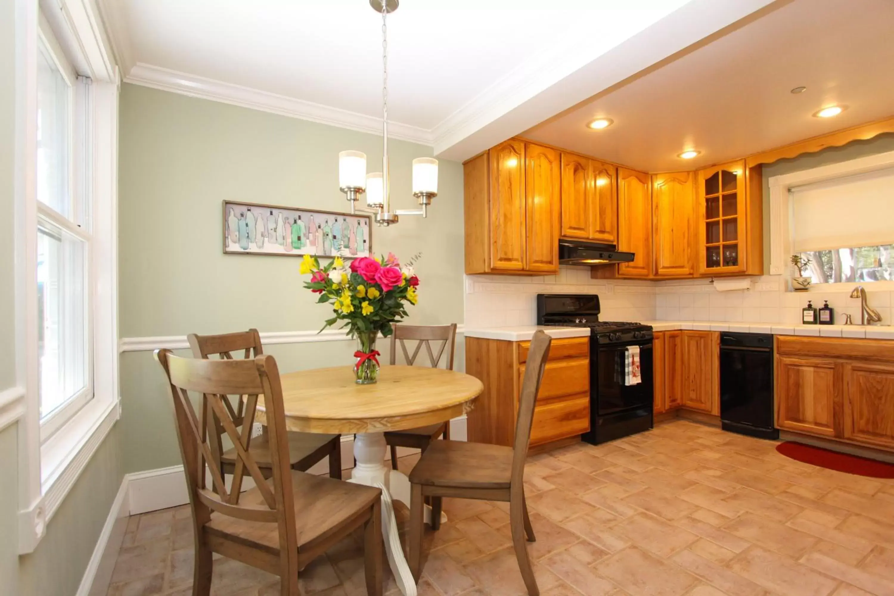 Kitchen/Kitchenette in The Inn at 161