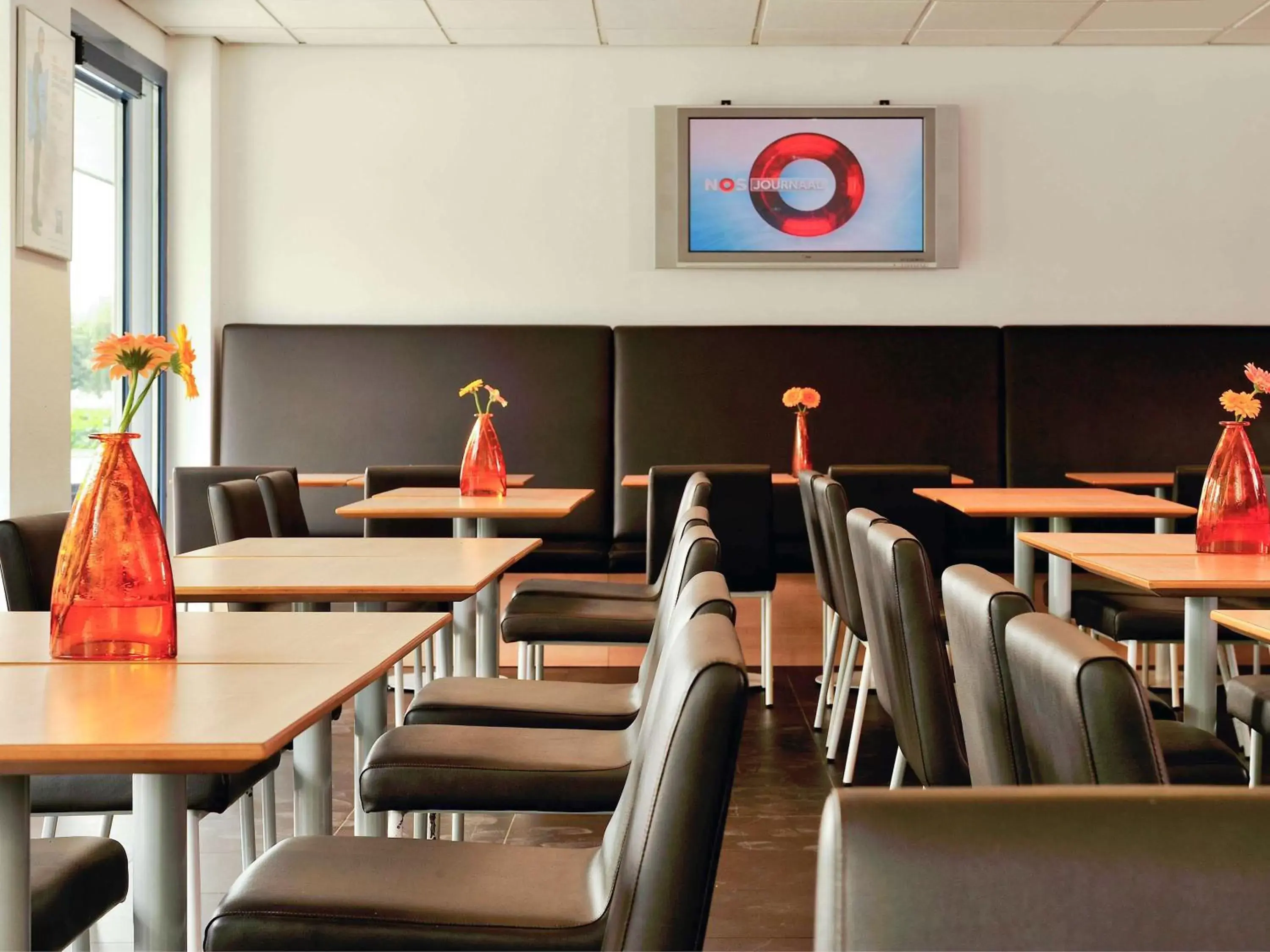 On site, Restaurant/Places to Eat in ibis budget Amsterdam Airport
