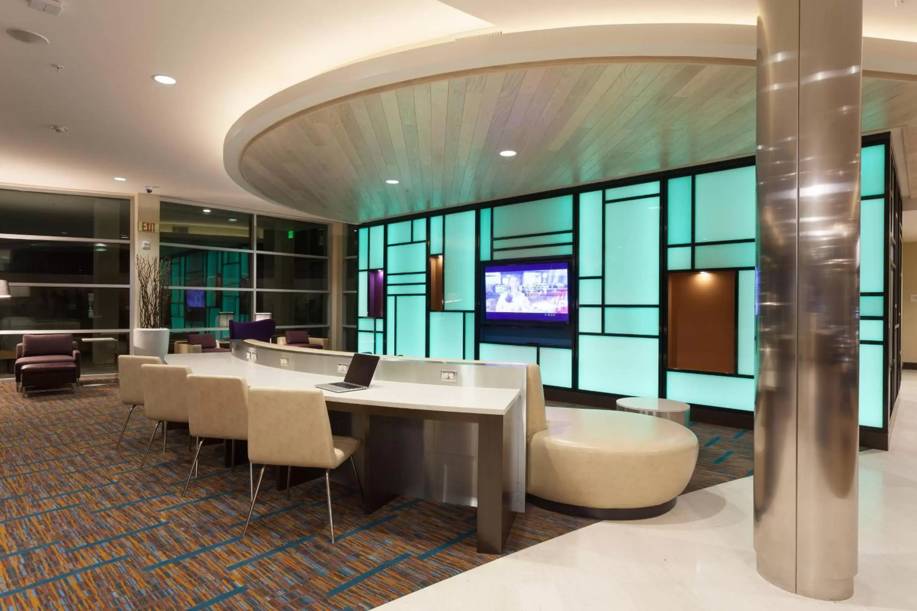 Lobby or reception in Courtyard by Marriott San Jose North/ Silicon Valley