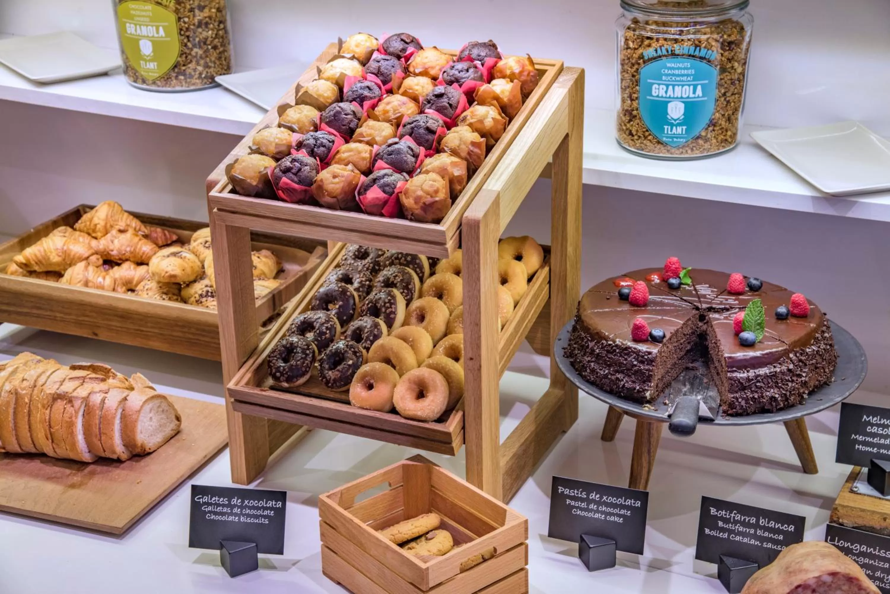 Buffet breakfast in Hotel SERHS Rivoli Rambla