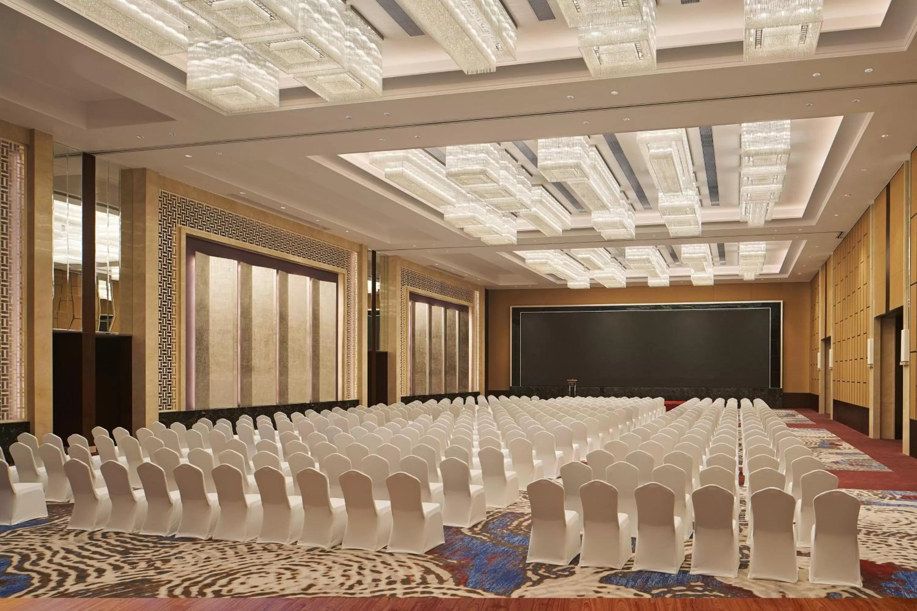 Meeting/conference room in Four Points by Sheraton Guangdong, Heshan