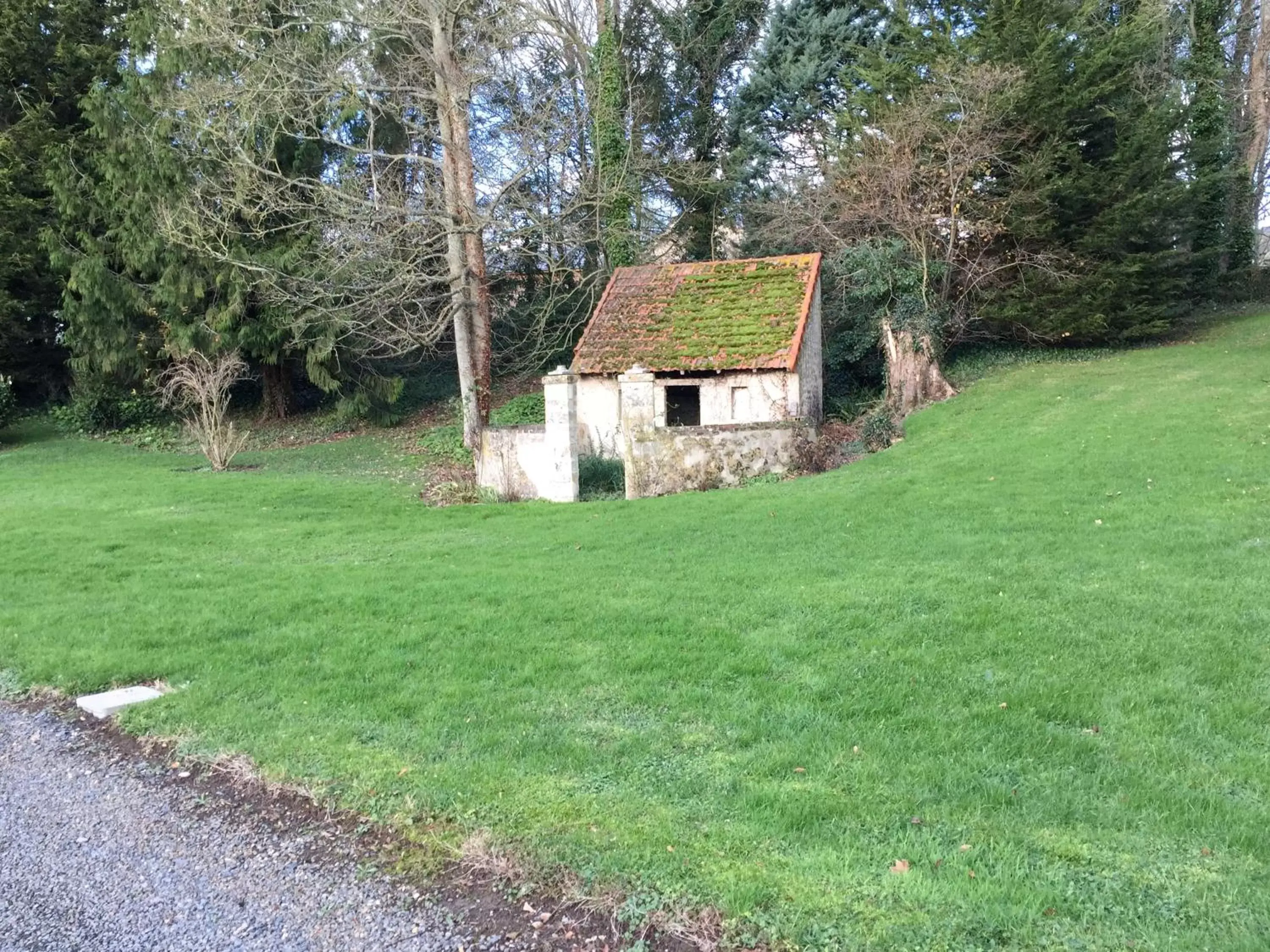 Garden view, Property Building in Le Château d'Asnières en Bessin