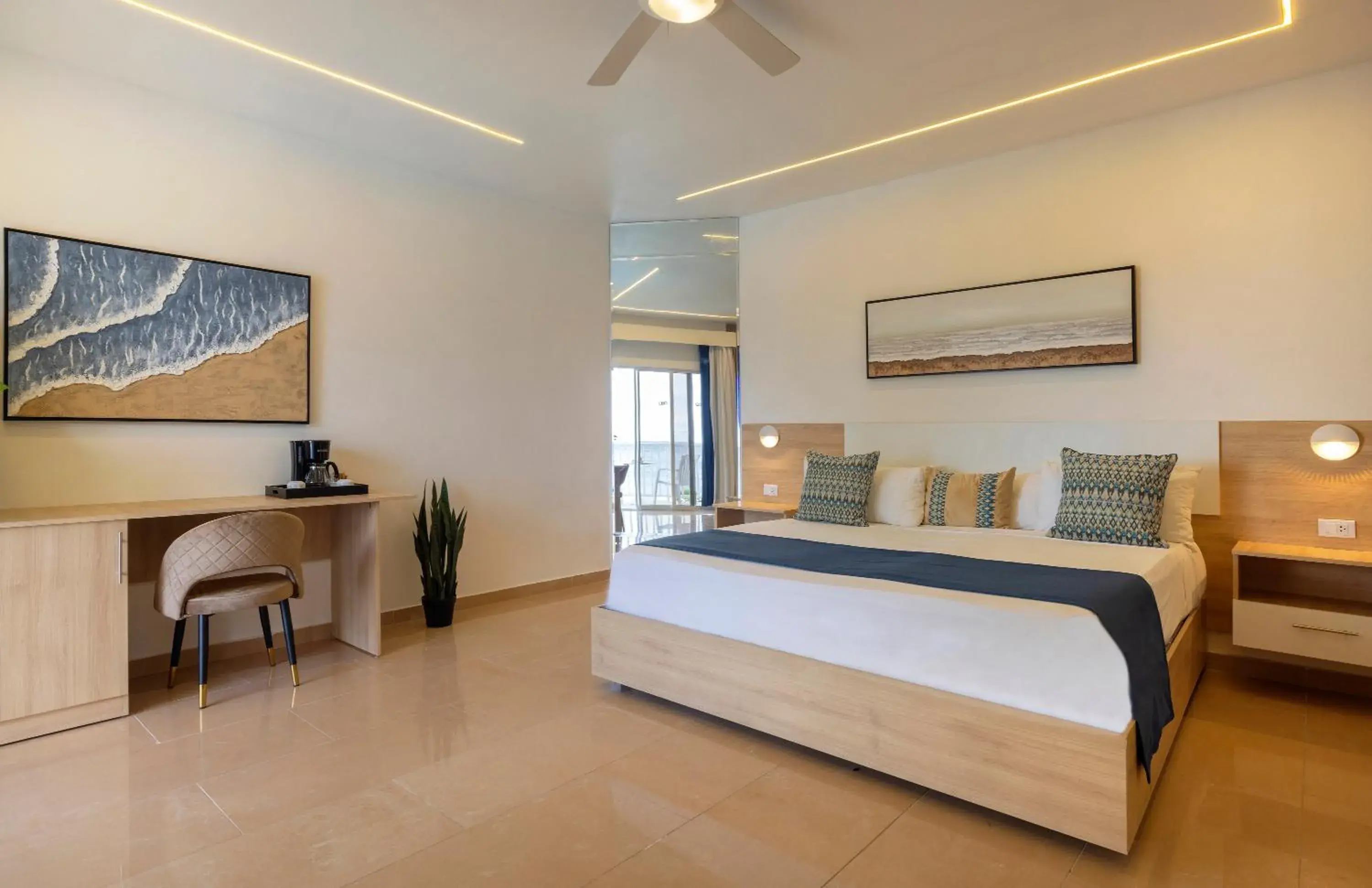 Photo of the whole room, Bed in HM Alma de Bayahibe - Adults Only