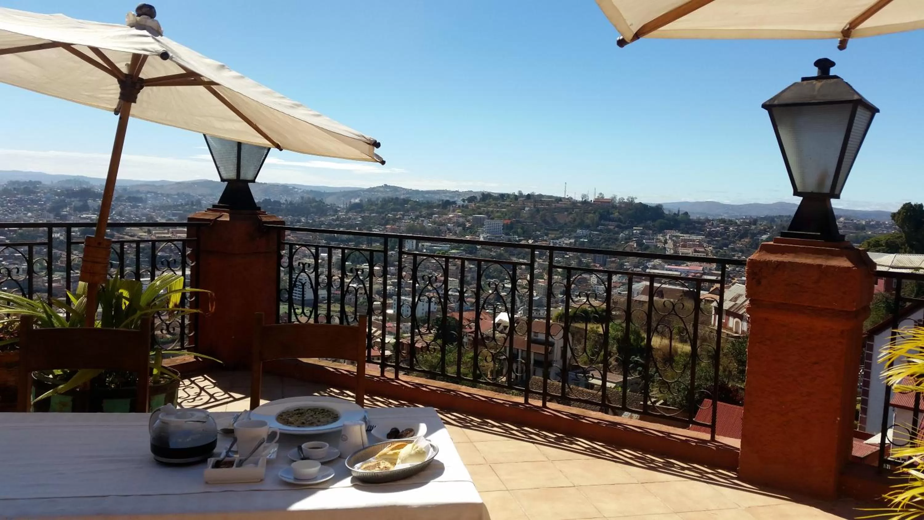 Patio in Relais De La Haute Ville Tana