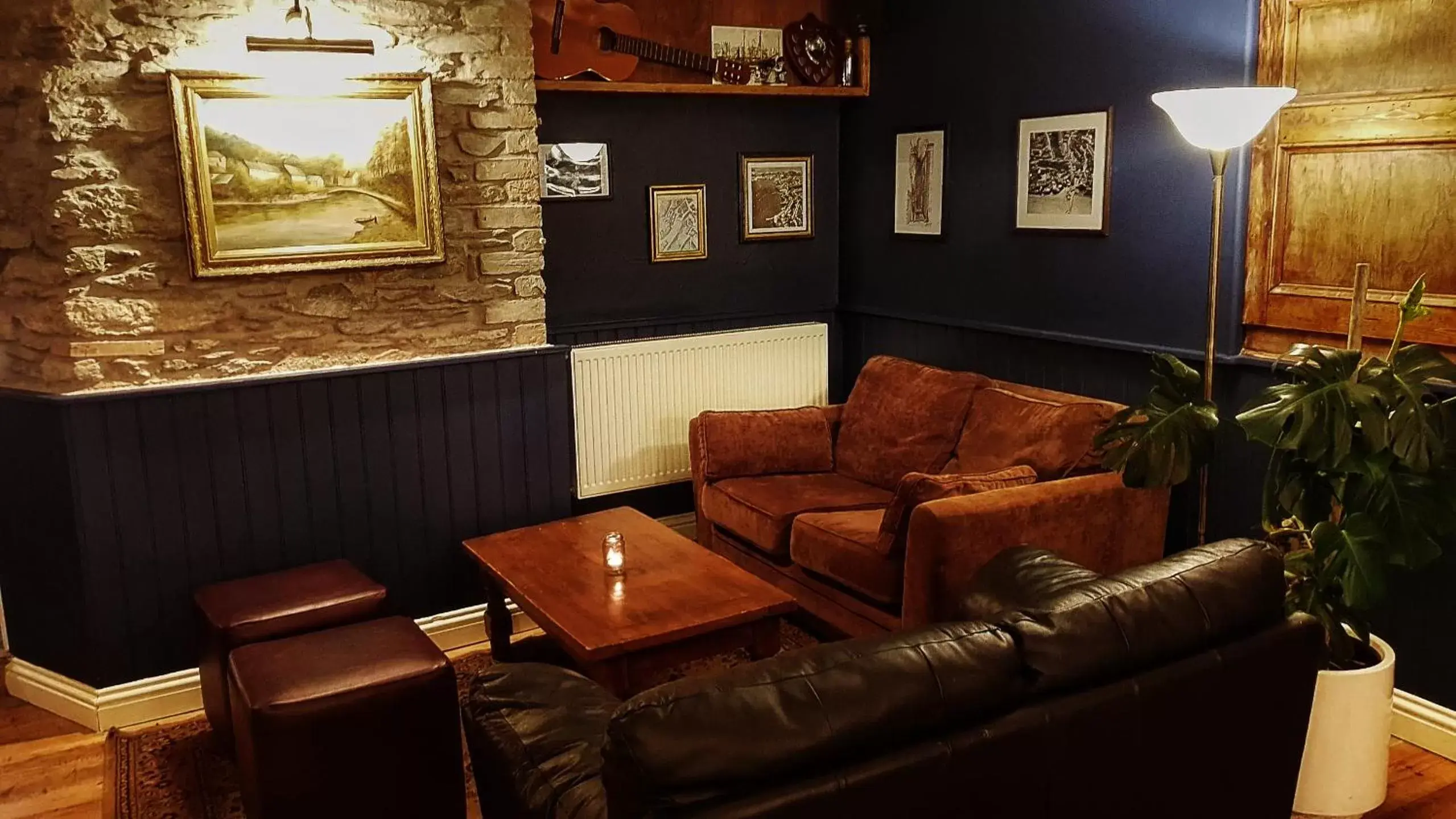 Lounge or bar, Seating Area in Jacobs Ladder Inn