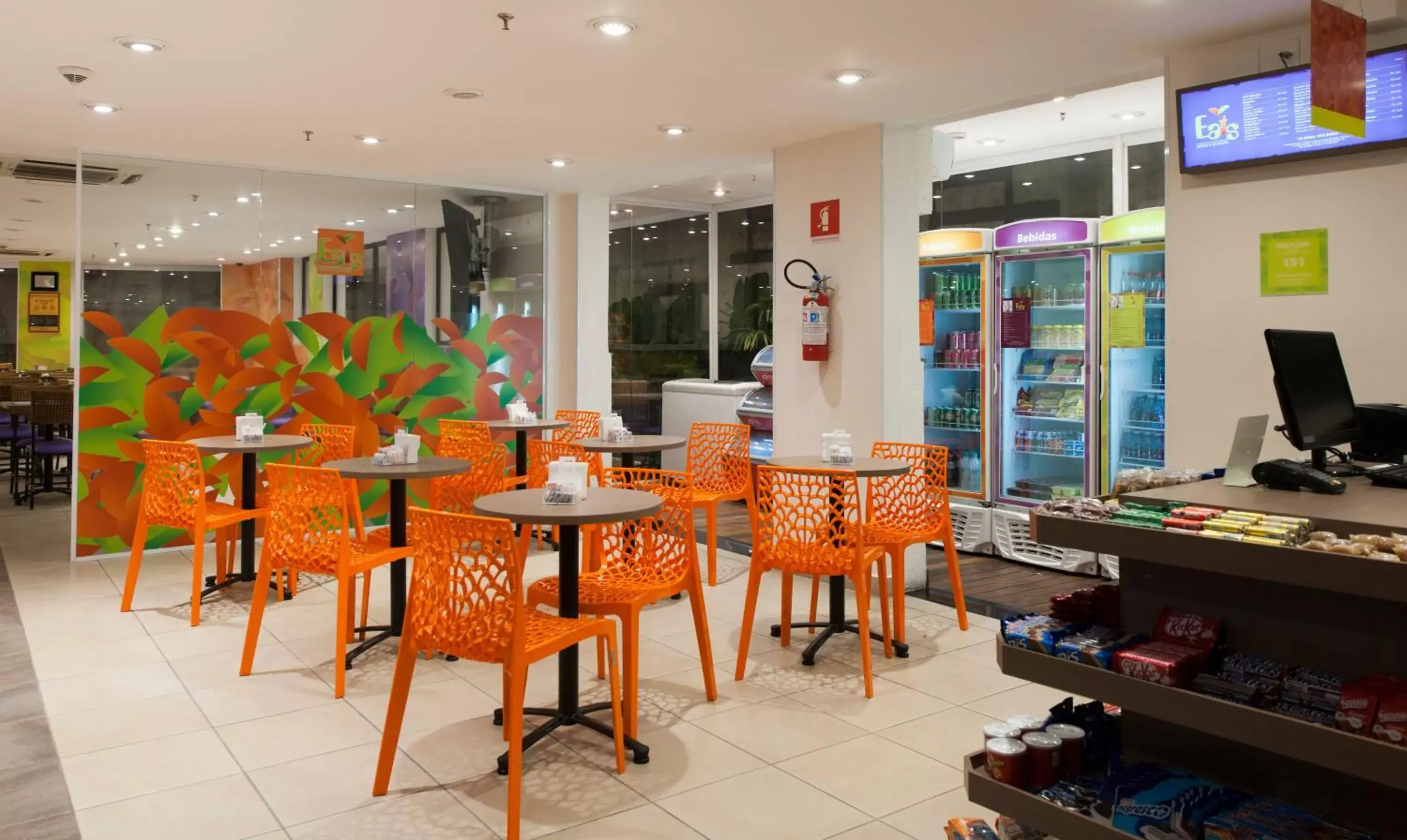 On-site shops, Restaurant/Places to Eat in Go Inn São Paulo - Jaguaré
