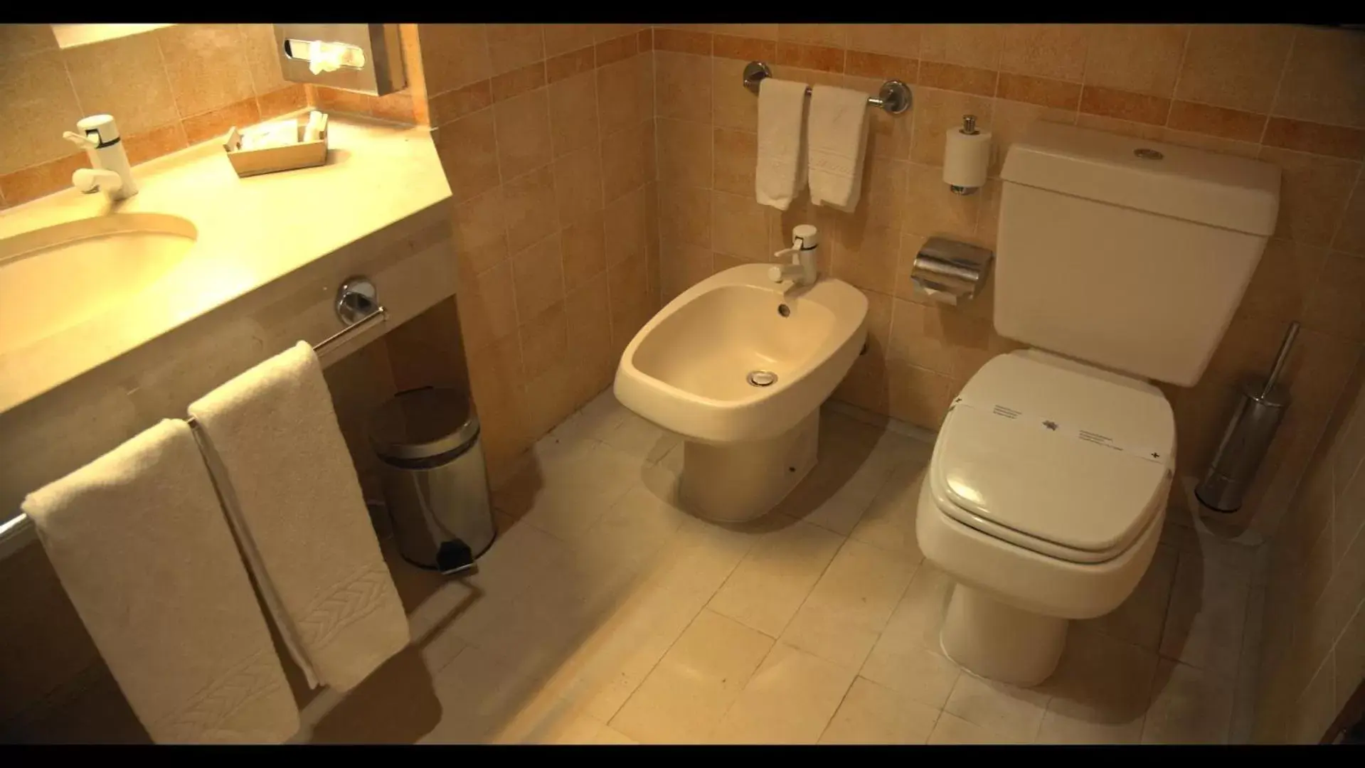 Bathroom in Hotel Solar Palmeiras