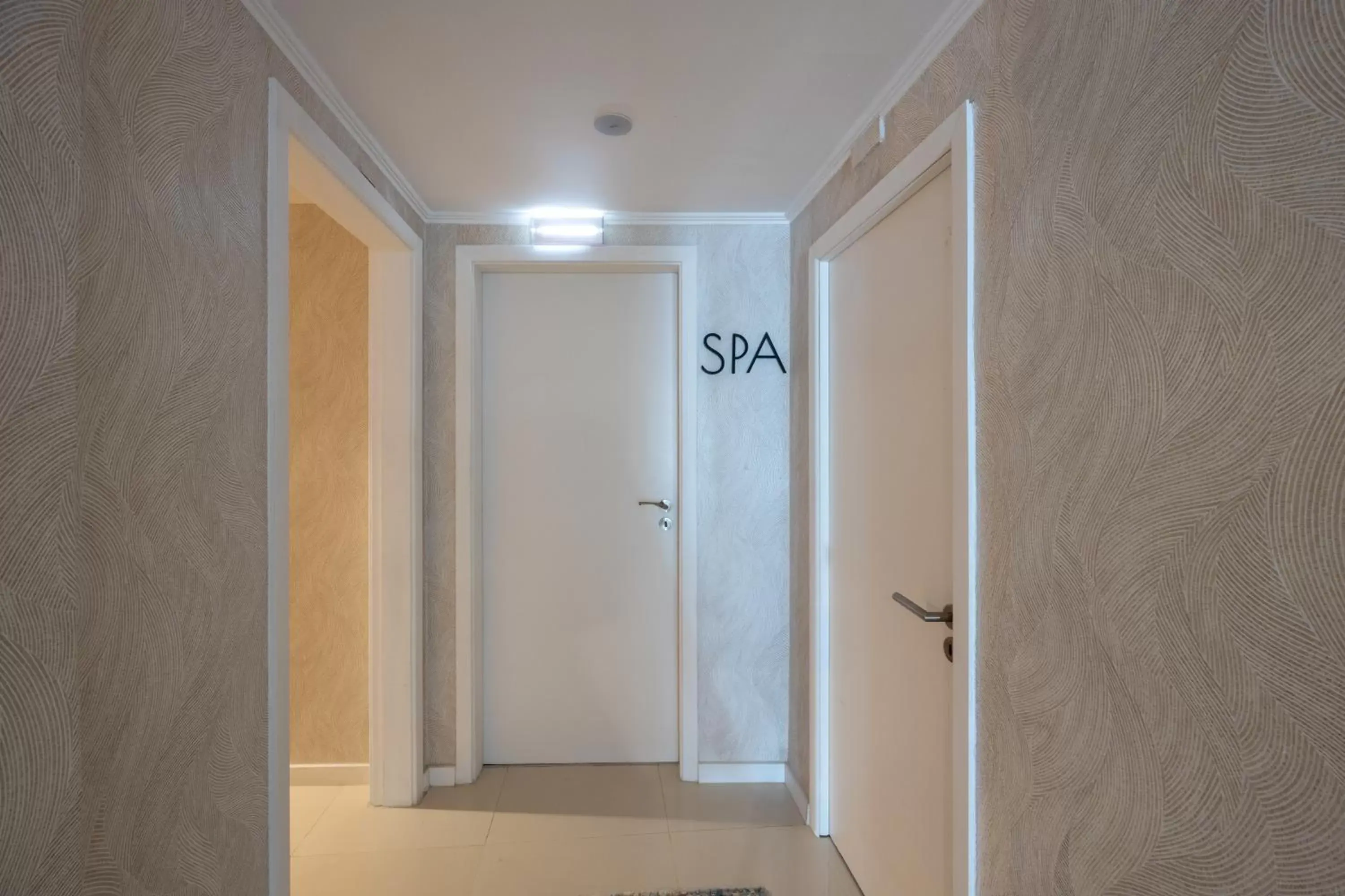 Spa and wellness centre/facilities, Bathroom in B&B Bossa Bed Lisbon
