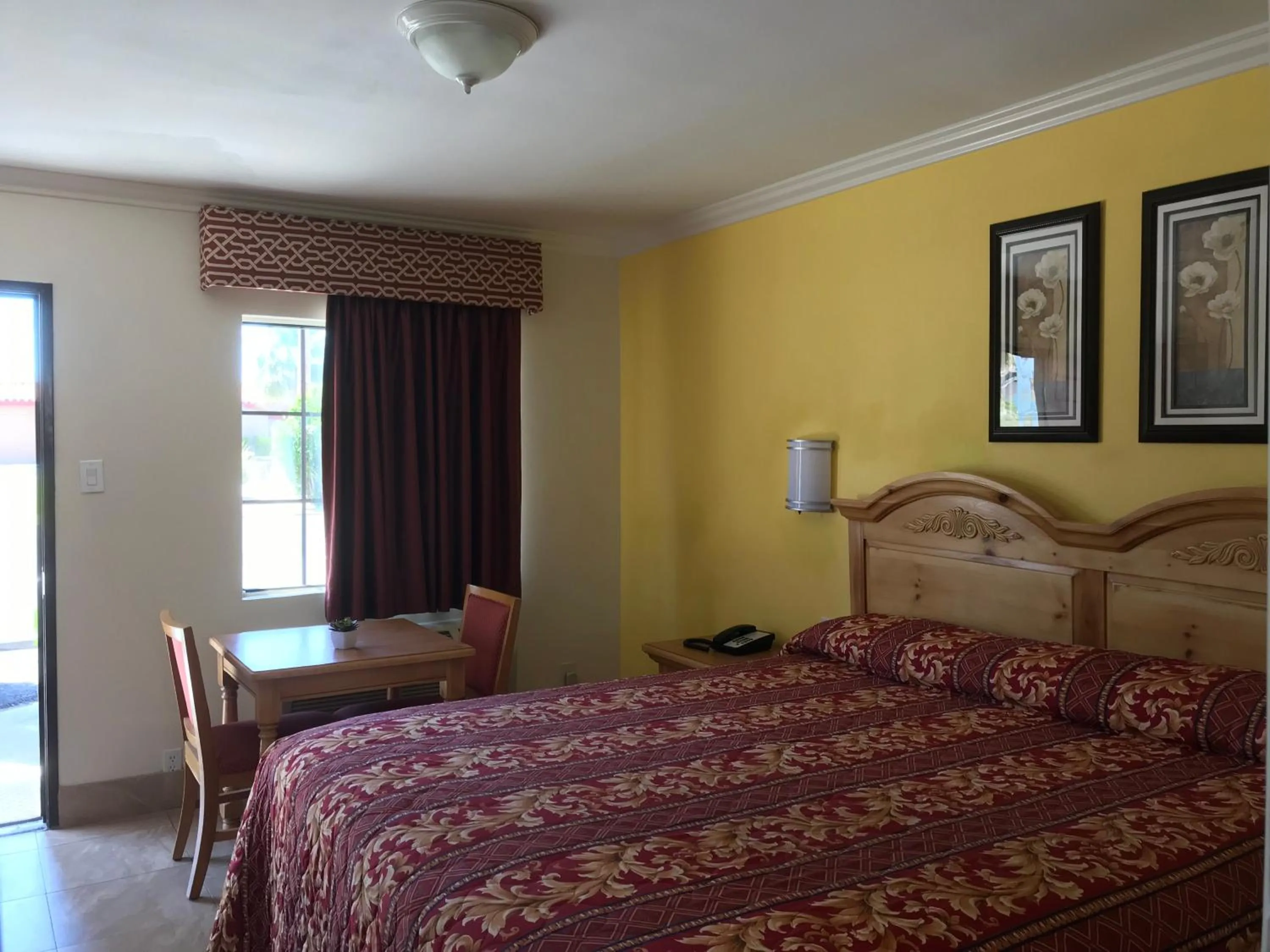 Bedroom, Bed in El Rancho Dolores at JT National Park