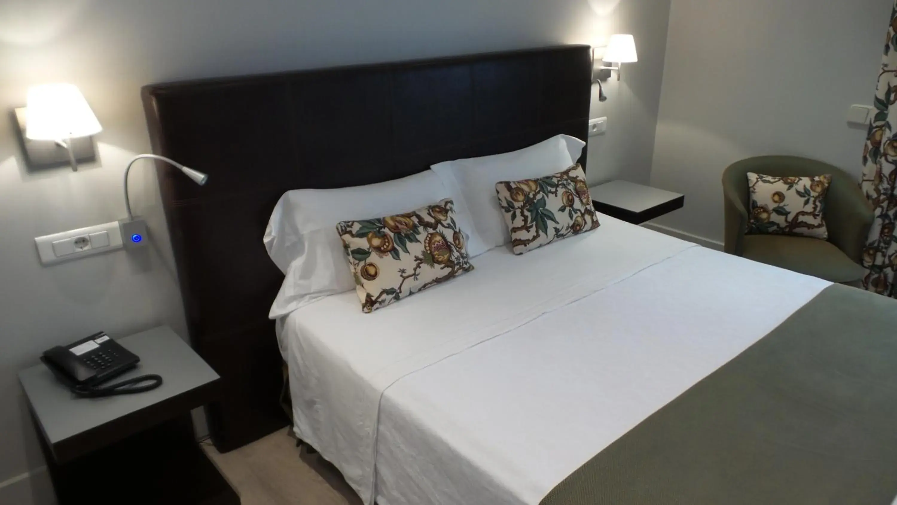 Single Room in Hotel Moderno Puerta del Sol