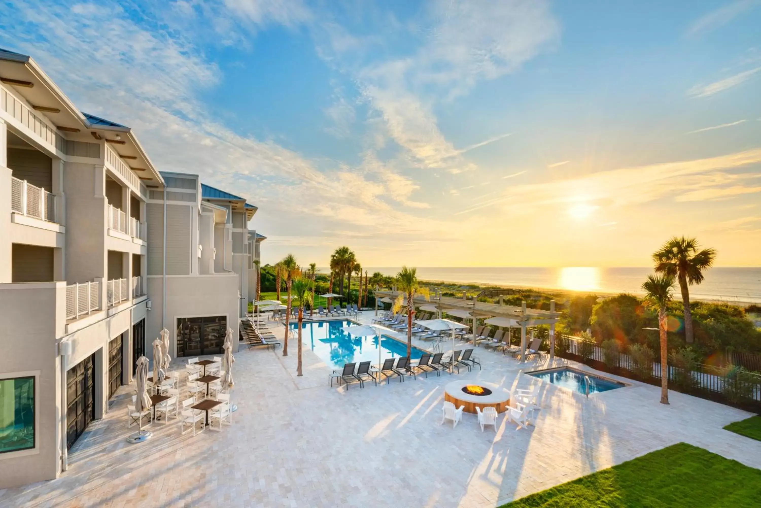 Pool view in Jekyll Ocean Club Resort