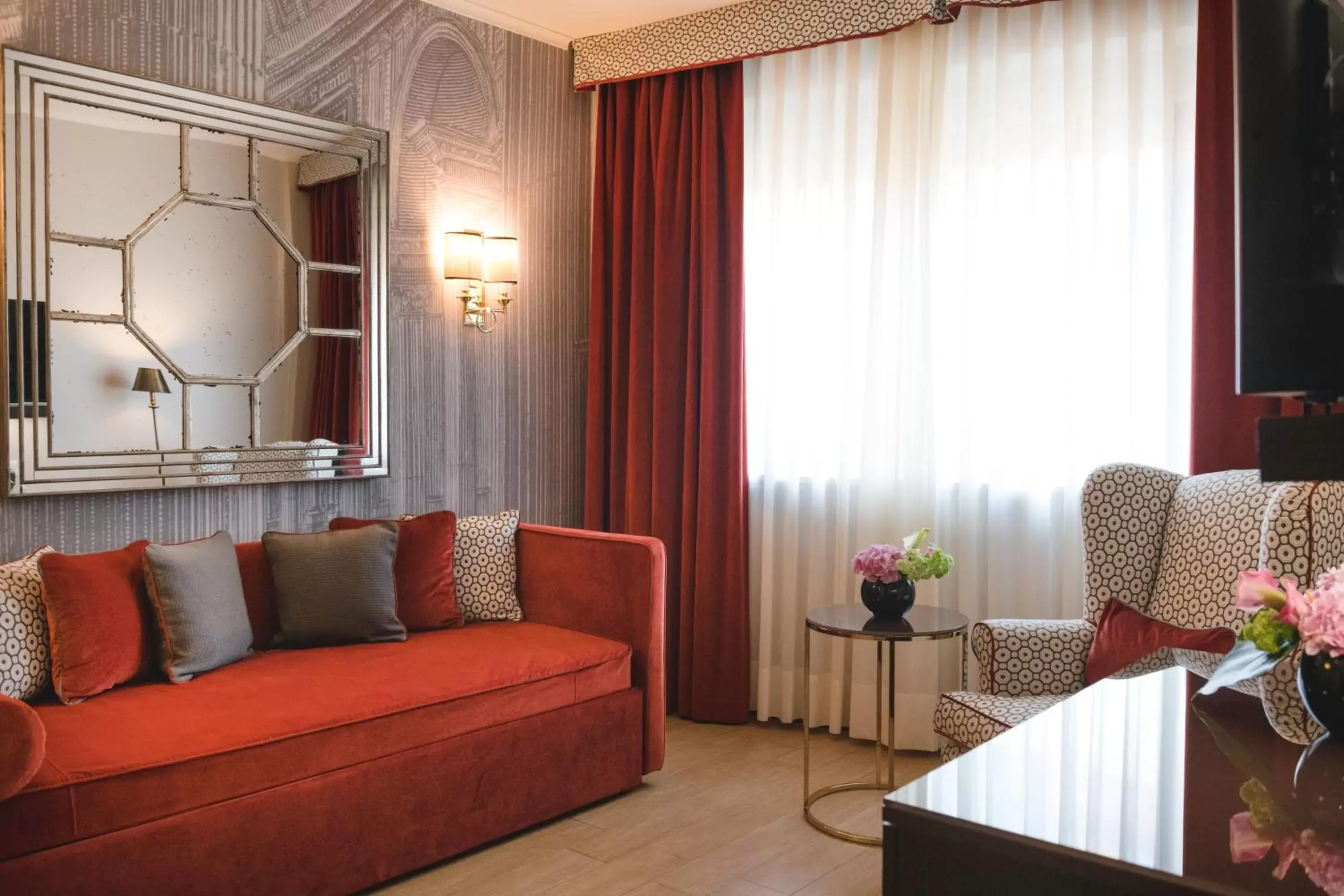 Bedroom, Seating Area in Starhotels Michelangelo Rome