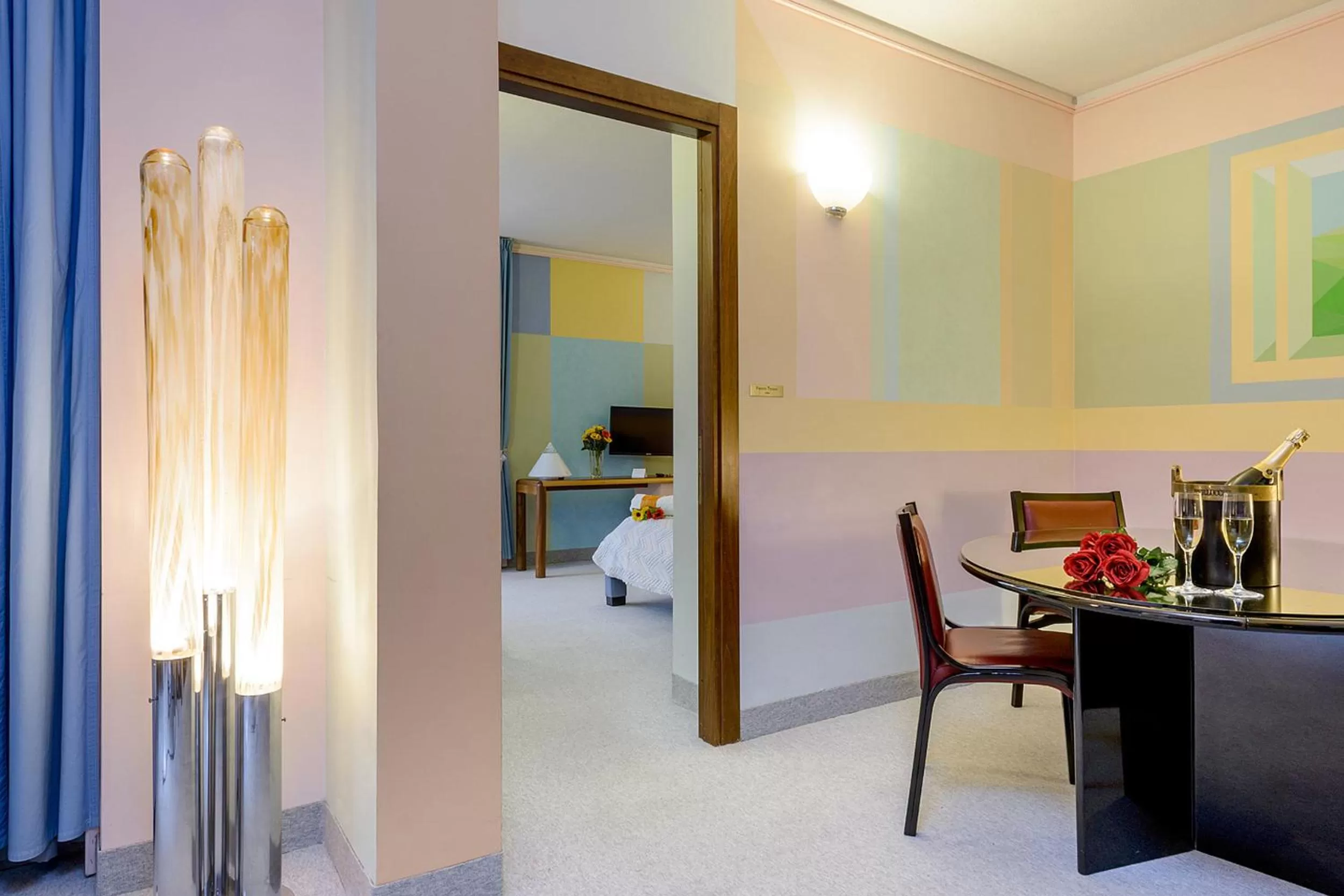 Seating area, Bed in Albornoz Palace Hotel